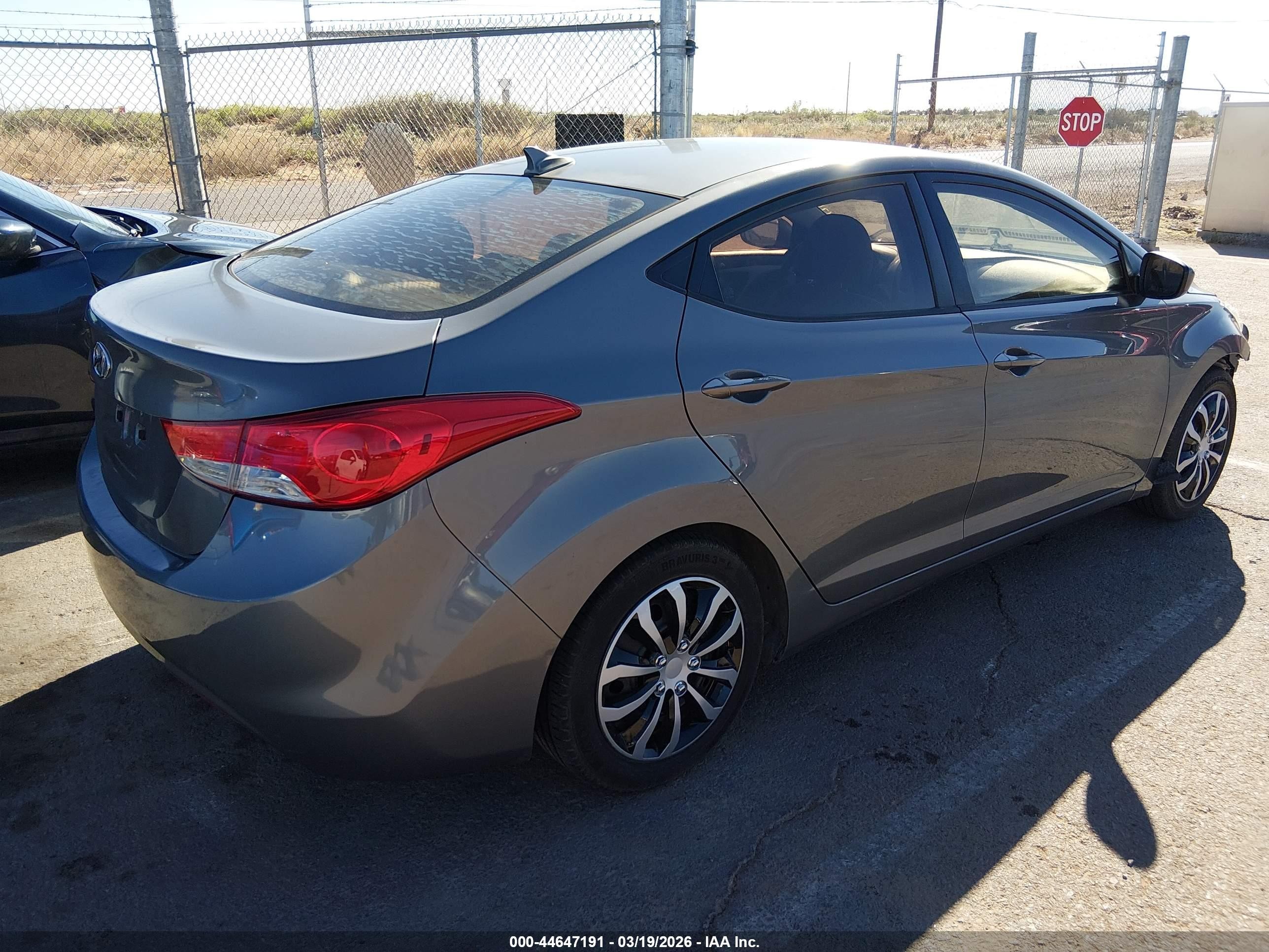 2013 Hyundai Elantra Gls/limited Gray vin: 5NPDH4AE9DH215655