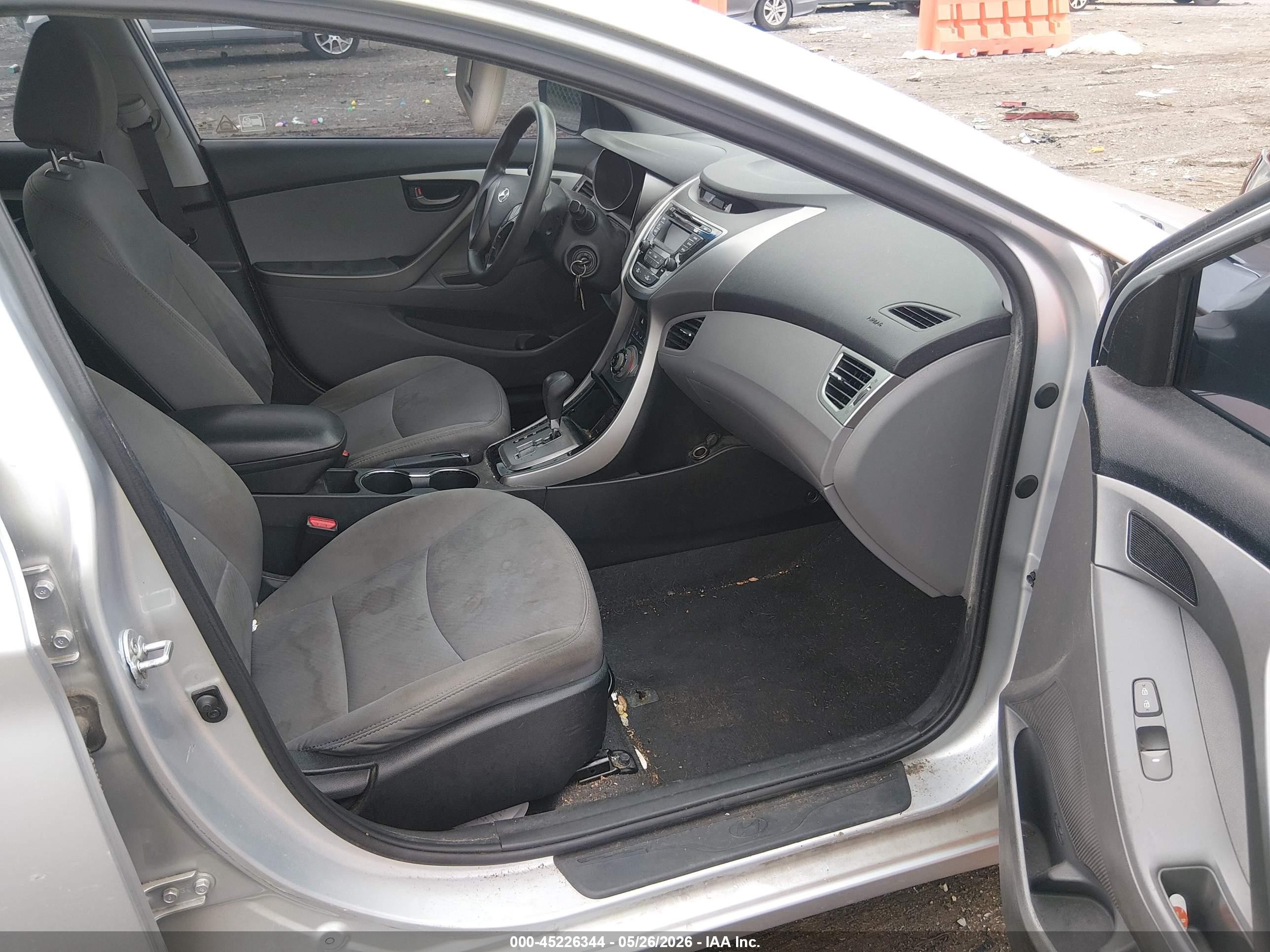 2013 Hyundai Elantra Gls Silver vin: 5NPDH4AE9DH220046