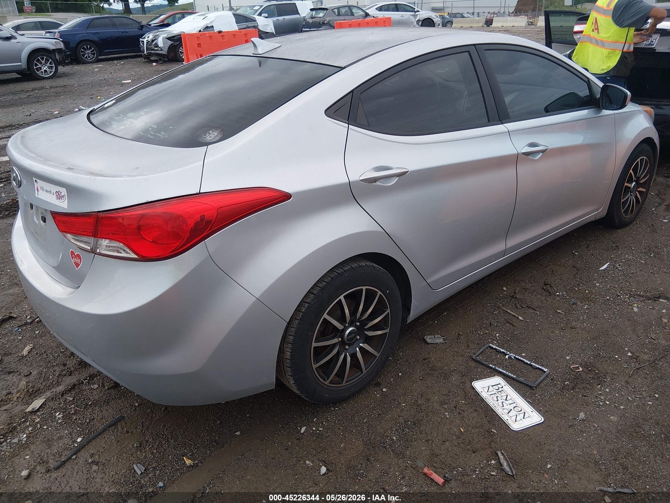 2013 Hyundai Elantra Gls Silver vin: 5NPDH4AE9DH220046