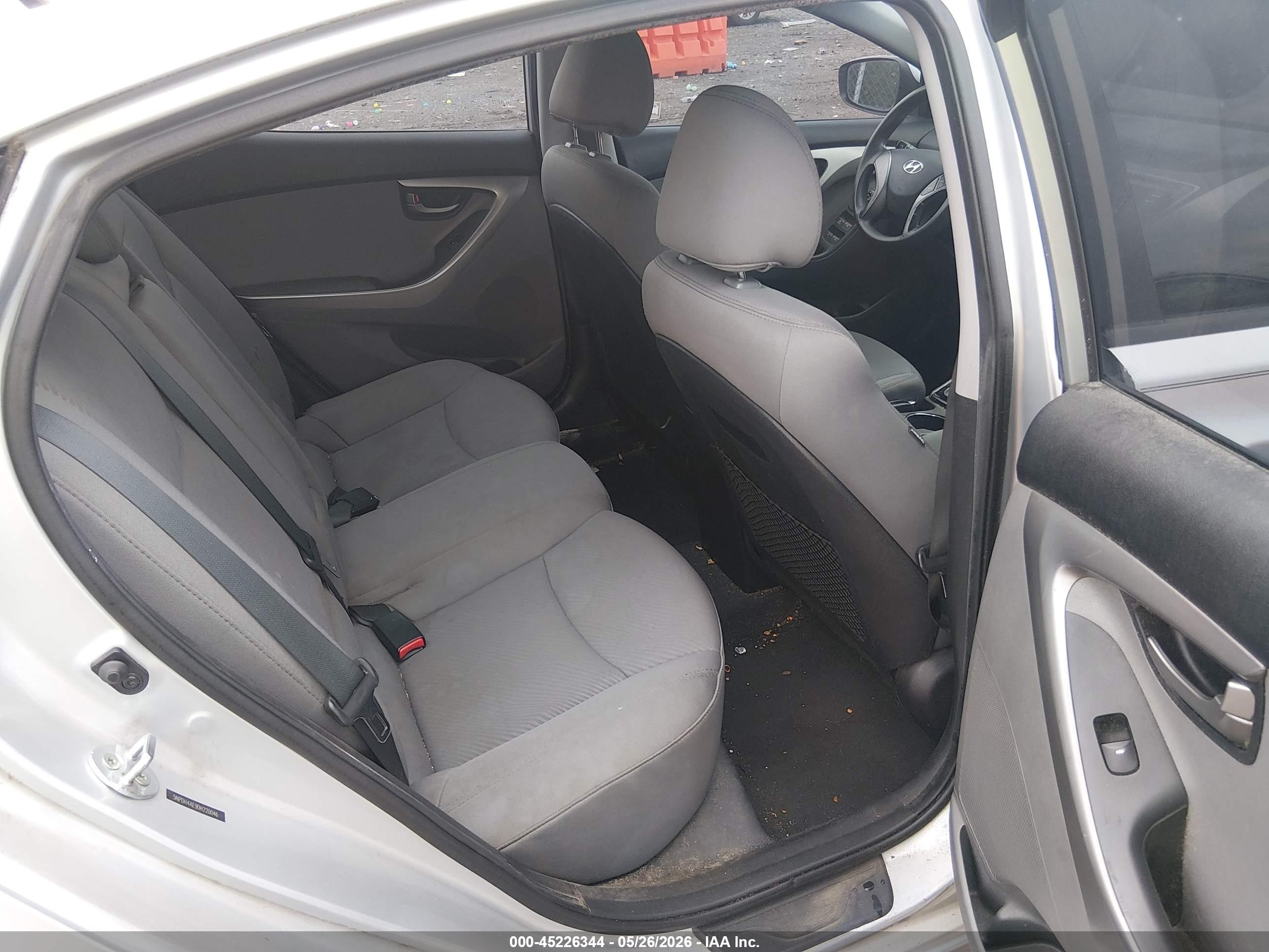 2013 Hyundai Elantra Gls Silver vin: 5NPDH4AE9DH220046