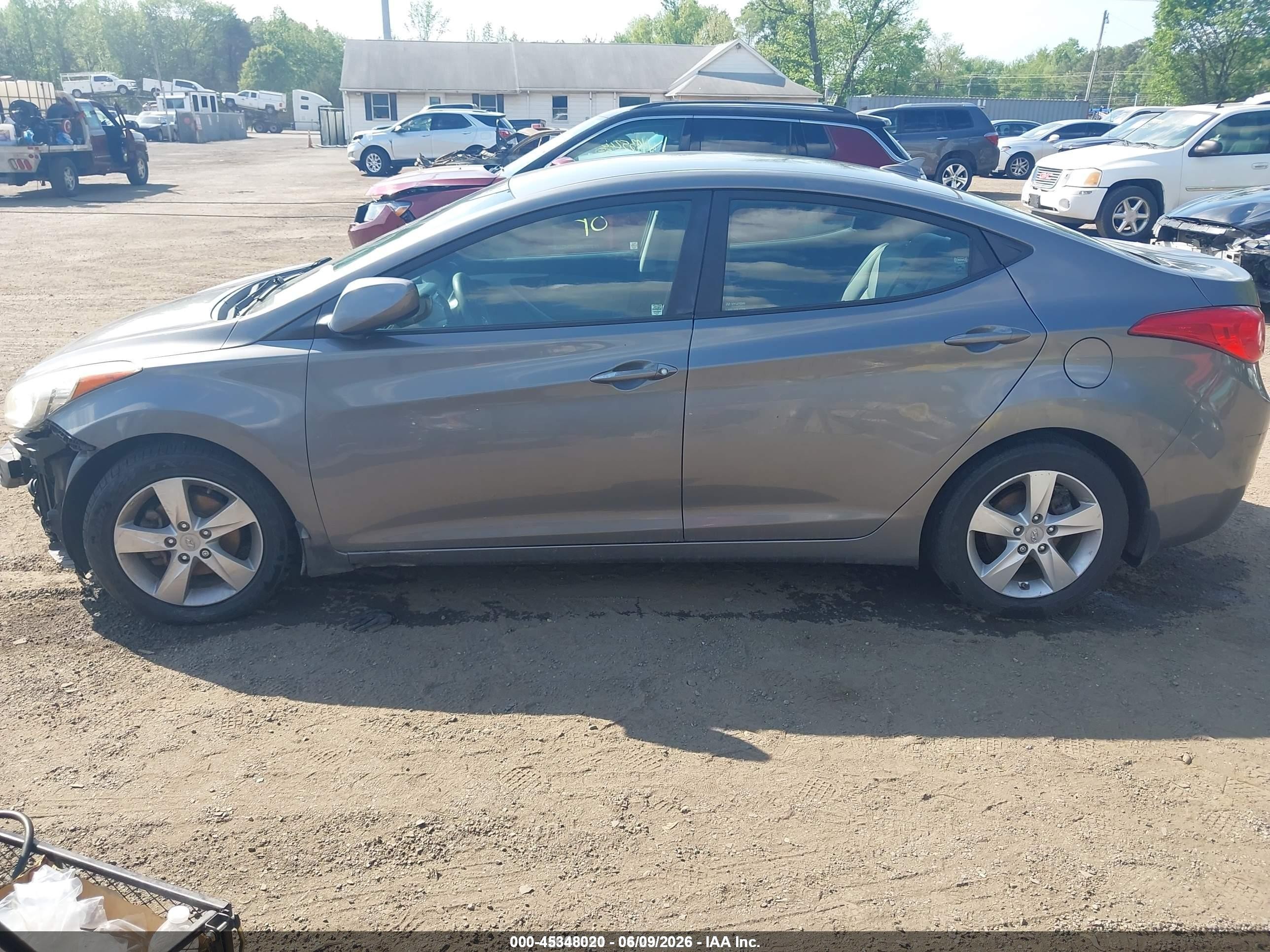 2013 Hyundai Elantra Gls Gray vin: 5NPDH4AE9DH232018
