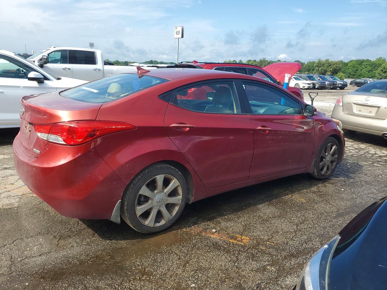 2013 Hyundai Elantra Limited Red vin: 5NPDH4AE9DH243083