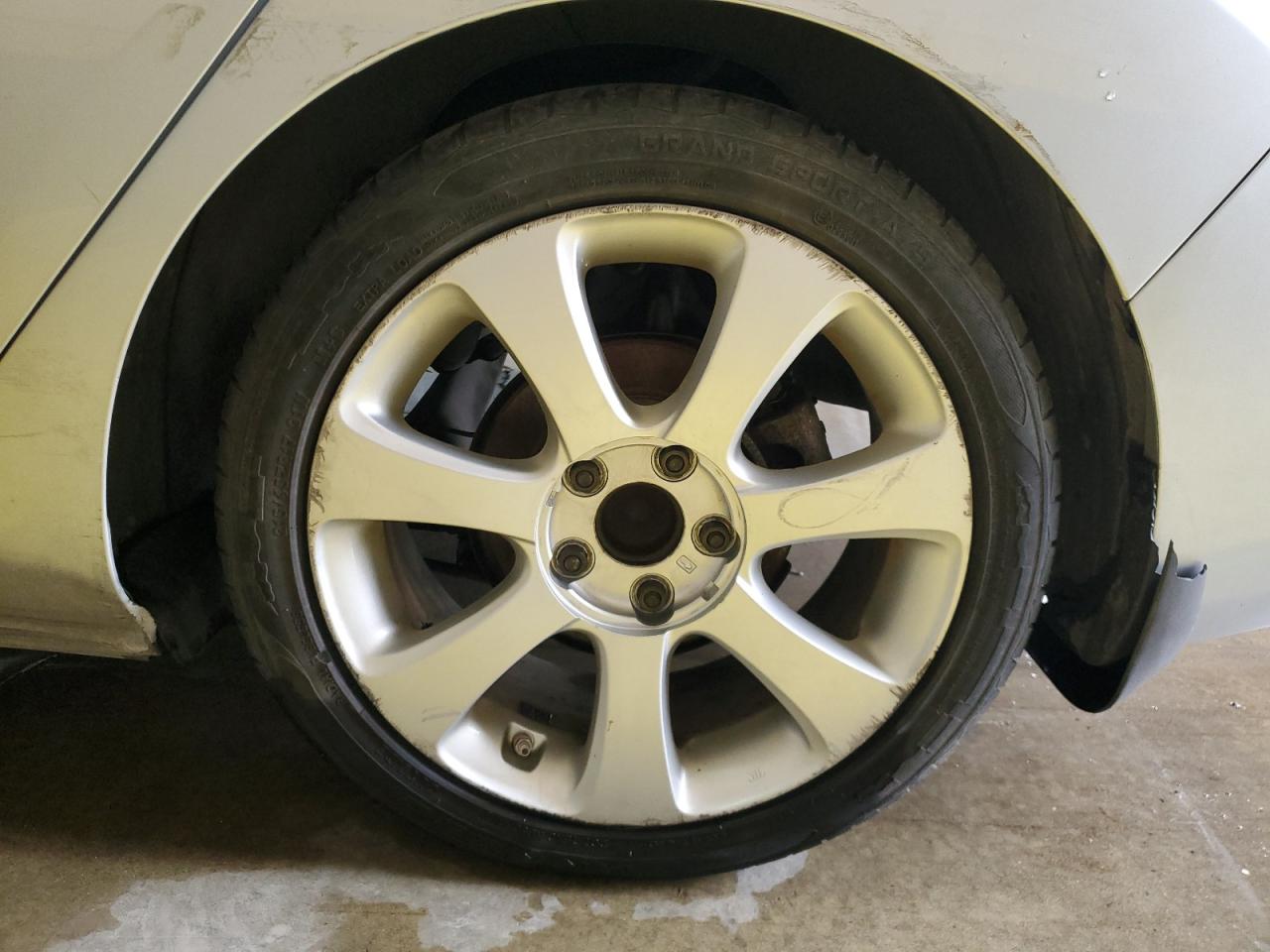 2013 Hyundai Elantra Limited Silver vin: 5NPDH4AE9DH249045 Damage: Left Rear Wheel, Curb Rash, > 12 Inches