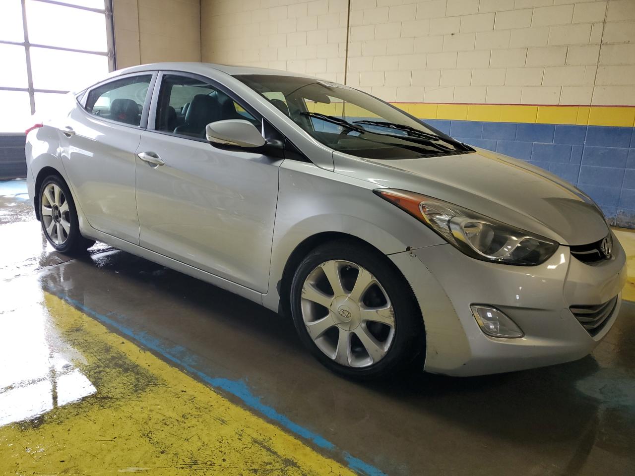 2013 Hyundai Elantra Limited Silver vin: 5NPDH4AE9DH249045 Damage: Right Front Fender, Dent(S) W/ Paint Dmg, 1 To 2 Inches