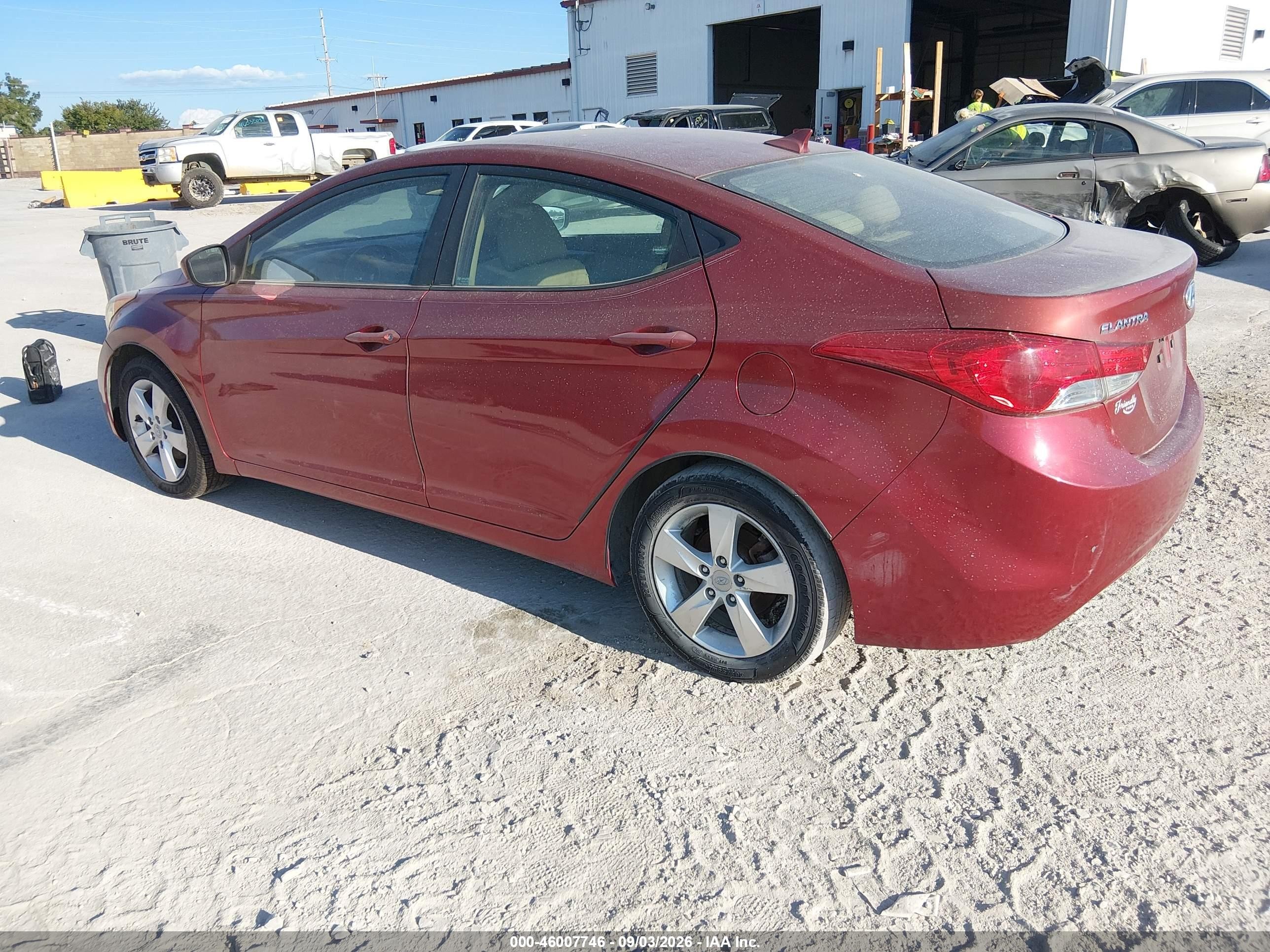 2013 Hyundai Elantra Gls Red vin: 5NPDH4AE9DH257713