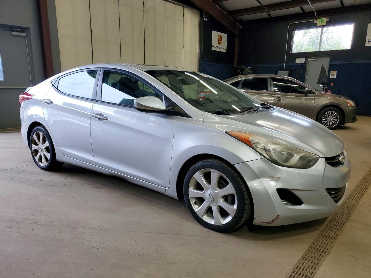 2013 Hyundai Elantra Limited Silver vin: 5NPDH4AE9DH268050