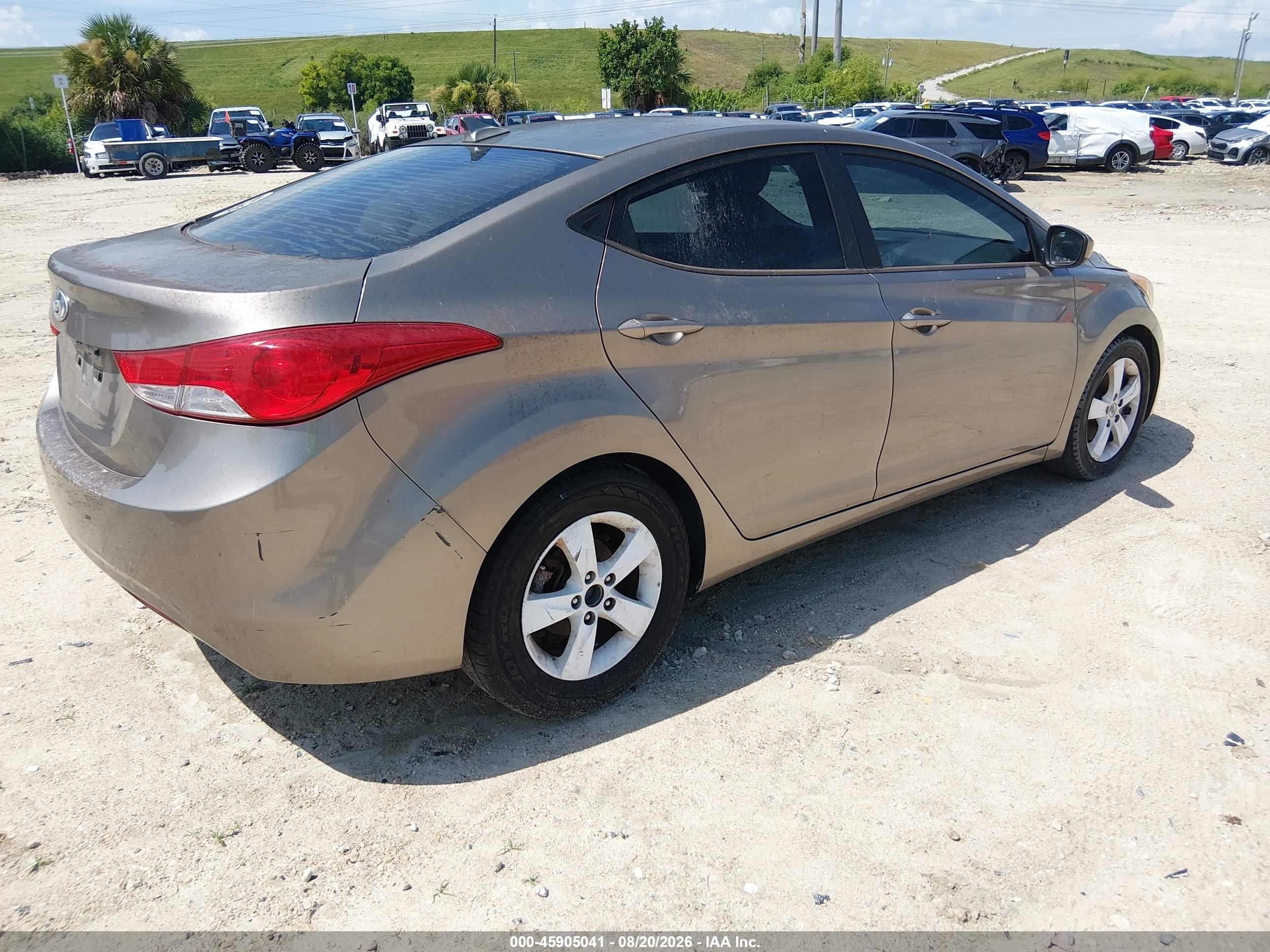2013 Hyundai Elantra Gls Champagne vin: 5NPDH4AE9DH283079