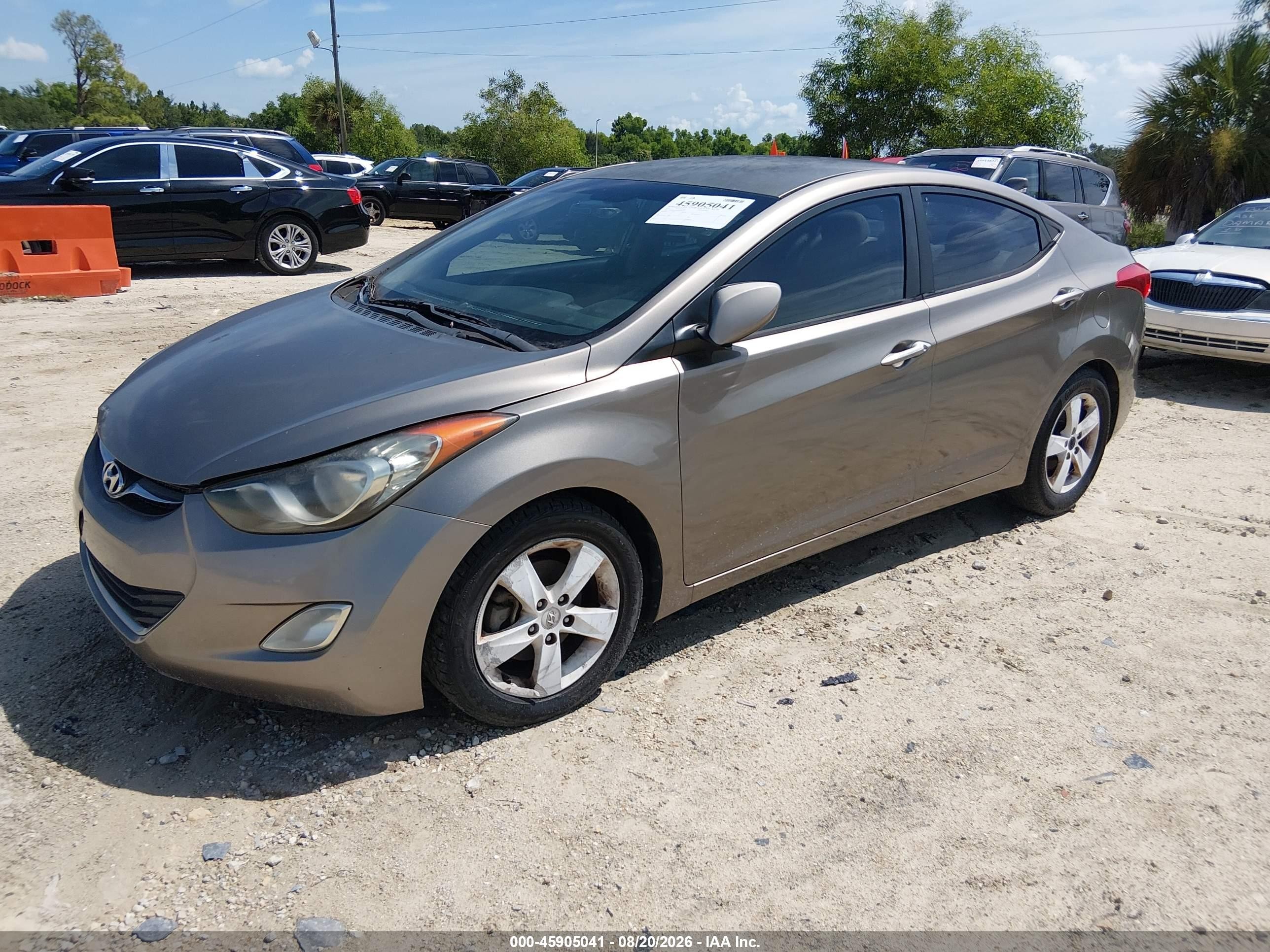 2013 Hyundai Elantra Gls Champagne vin: 5NPDH4AE9DH283079