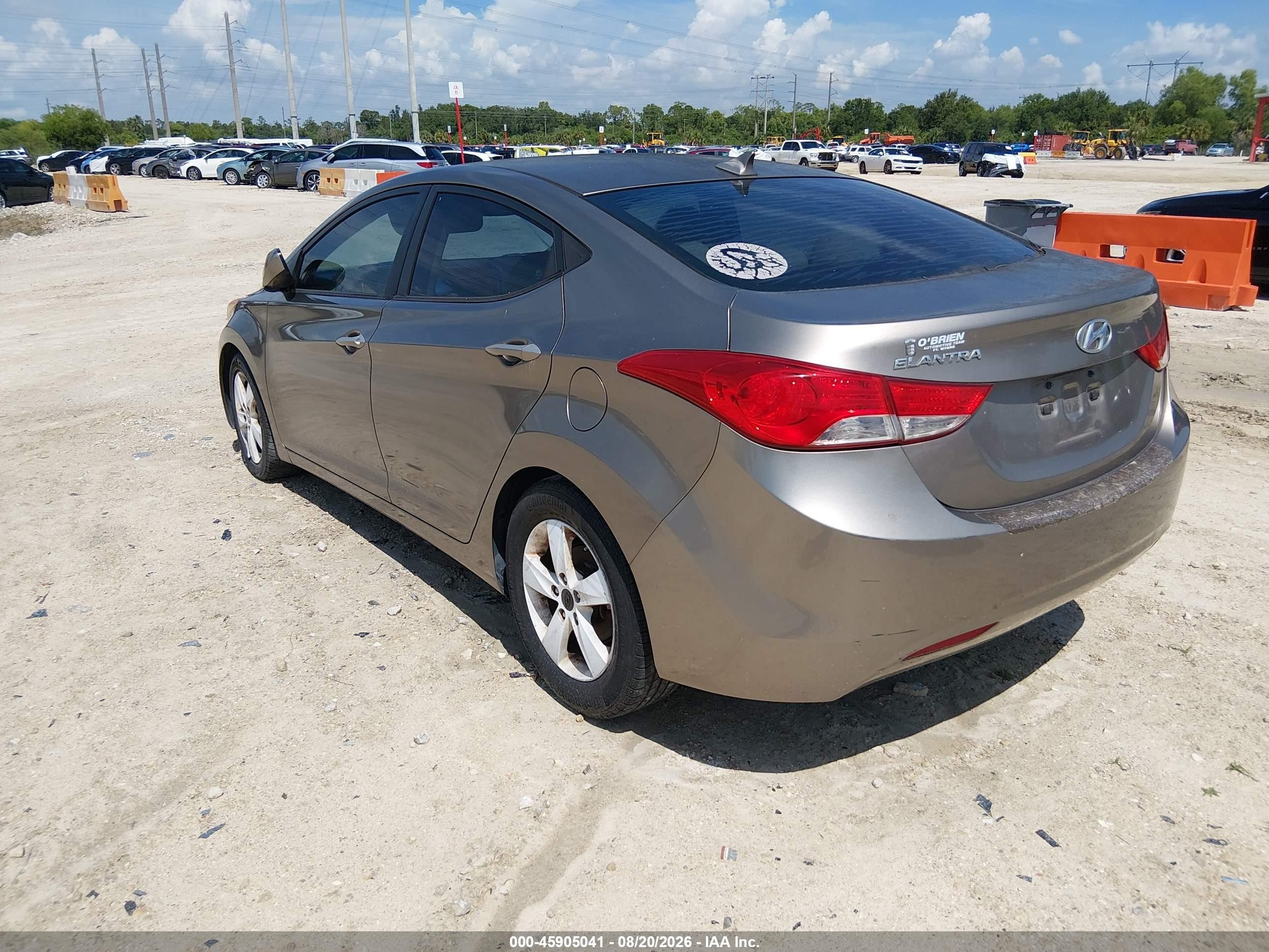 2013 Hyundai Elantra Gls Champagne vin: 5NPDH4AE9DH283079