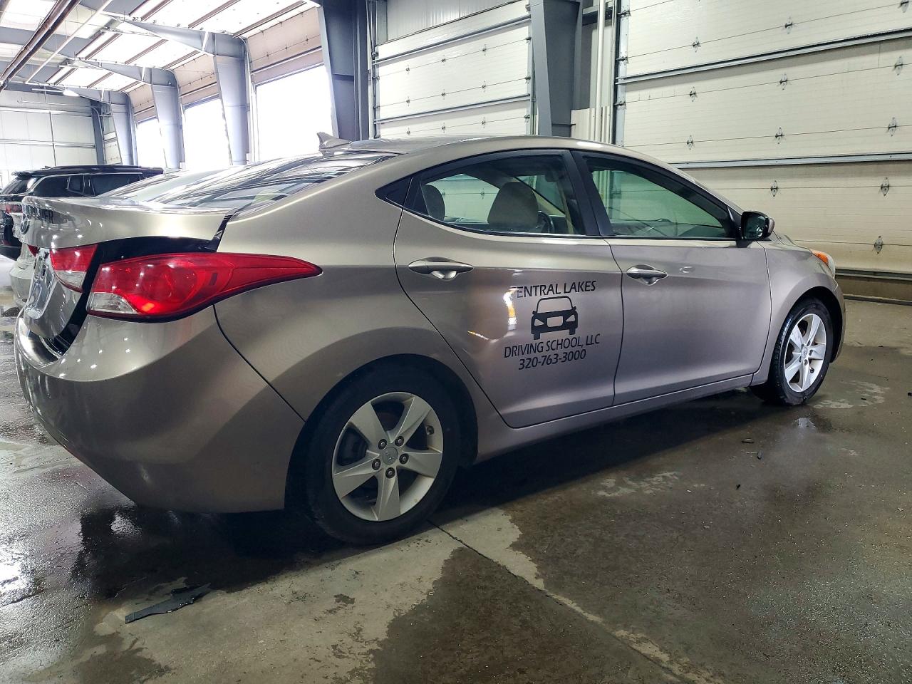 2013 Hyundai Elantra Gls Желто-коричневый vin: 5NPDH4AE9DH283924
