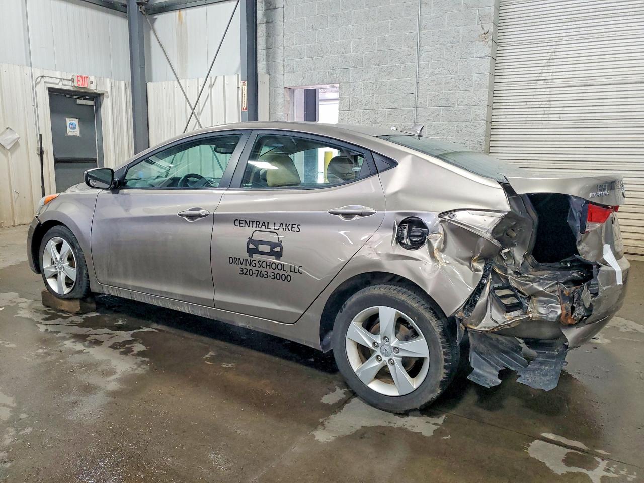 2013 Hyundai Elantra Gls Желто-коричневый vin: 5NPDH4AE9DH283924