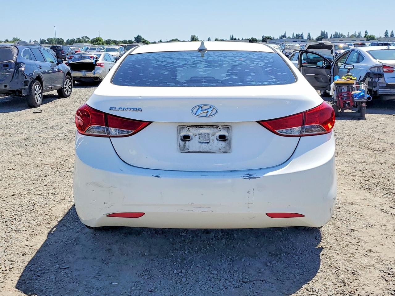 2013 Hyundai Elantra Gls White vin: 5NPDH4AE9DH294549