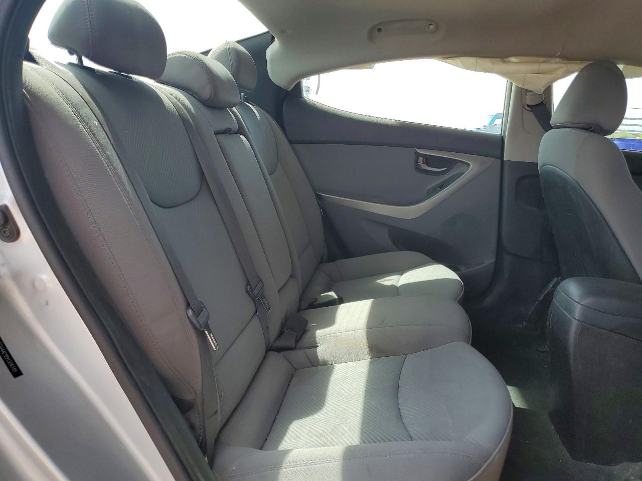 2013 Hyundai Elantra Gls Silver vin: 5NPDH4AE9DH304349