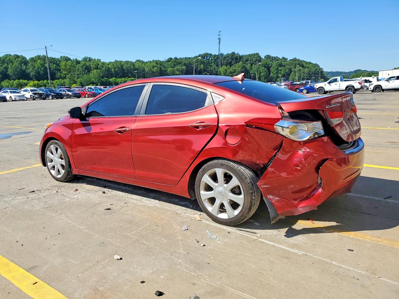 2013 Hyundai Elantra Limited Red vin: 5NPDH4AE9DH305338