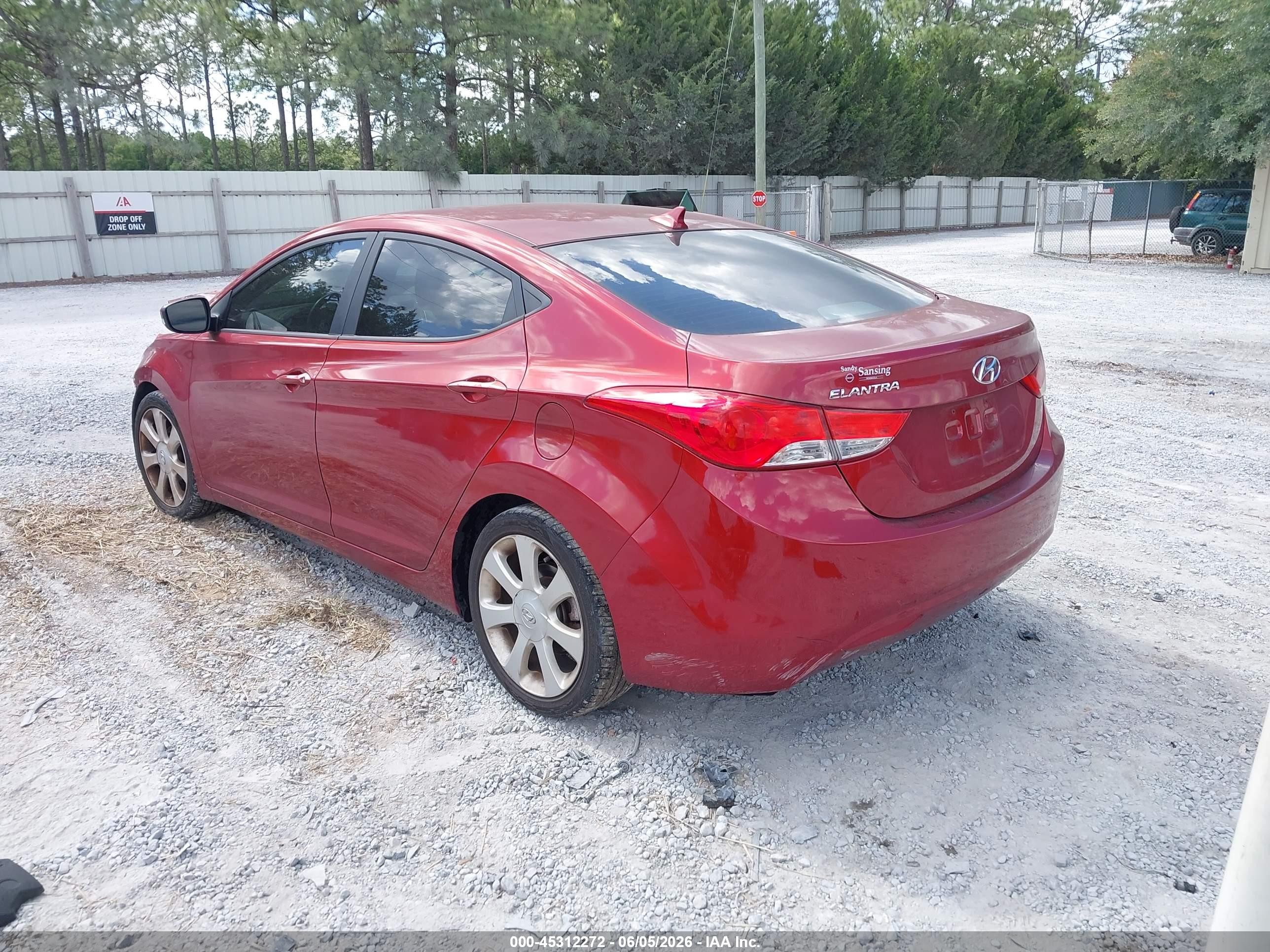 2013 Hyundai Elantra Limited Red vin: 5NPDH4AE9DH315996