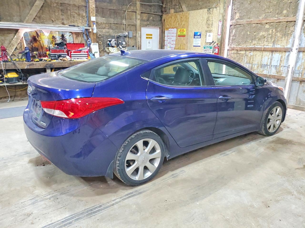 2013 Hyundai Elantra Limited Blue vin: 5NPDH4AE9DH317182