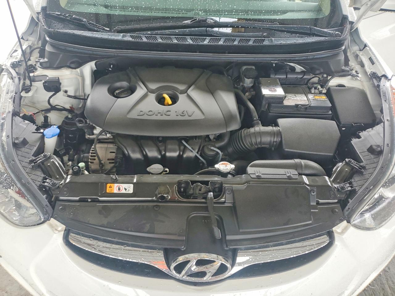 2013 Hyundai Elantra Gls White vin: 5NPDH4AE9DH318400