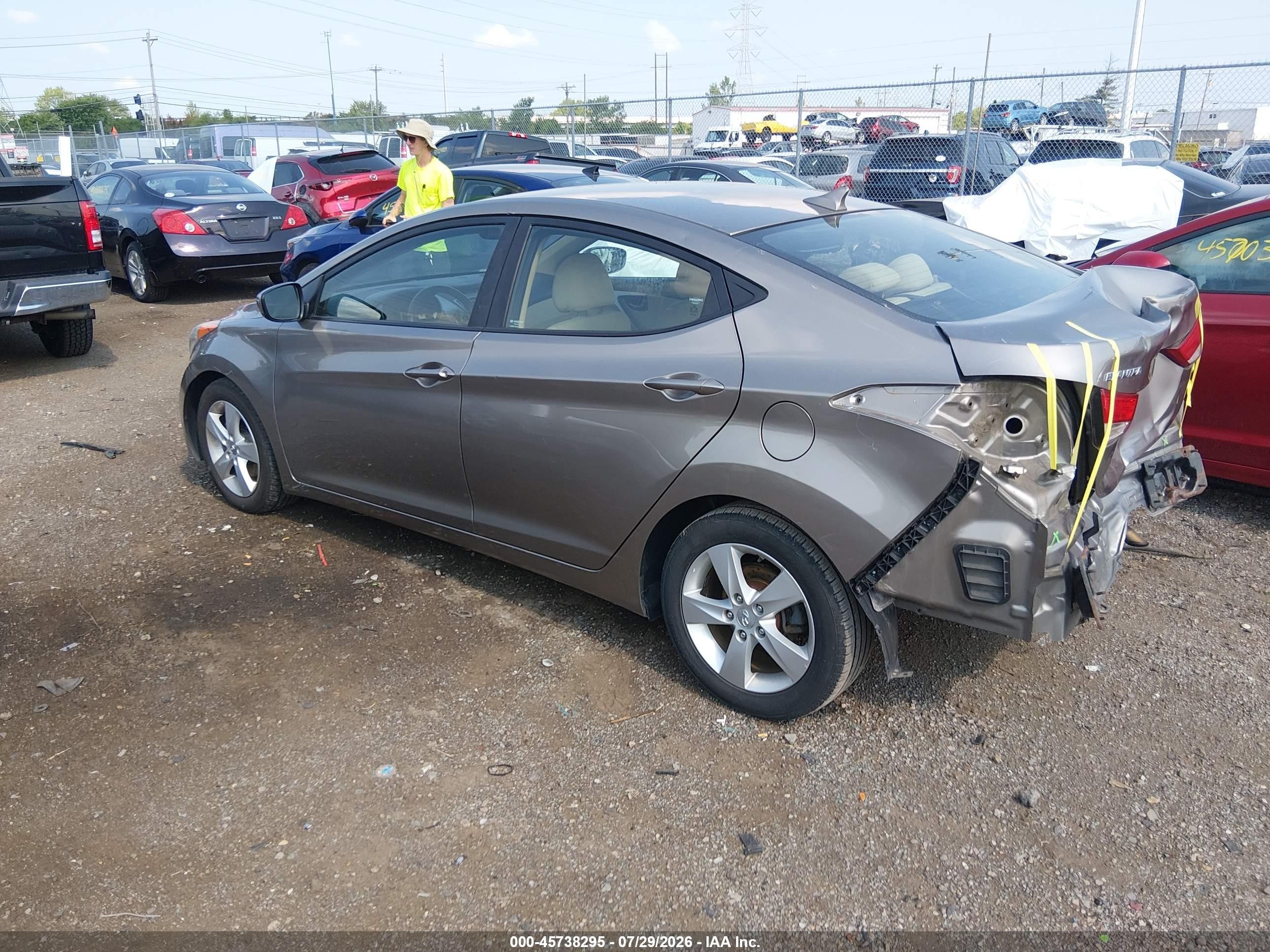 2013 Hyundai Elantra Gls Gold vin: 5NPDH4AE9DH319899