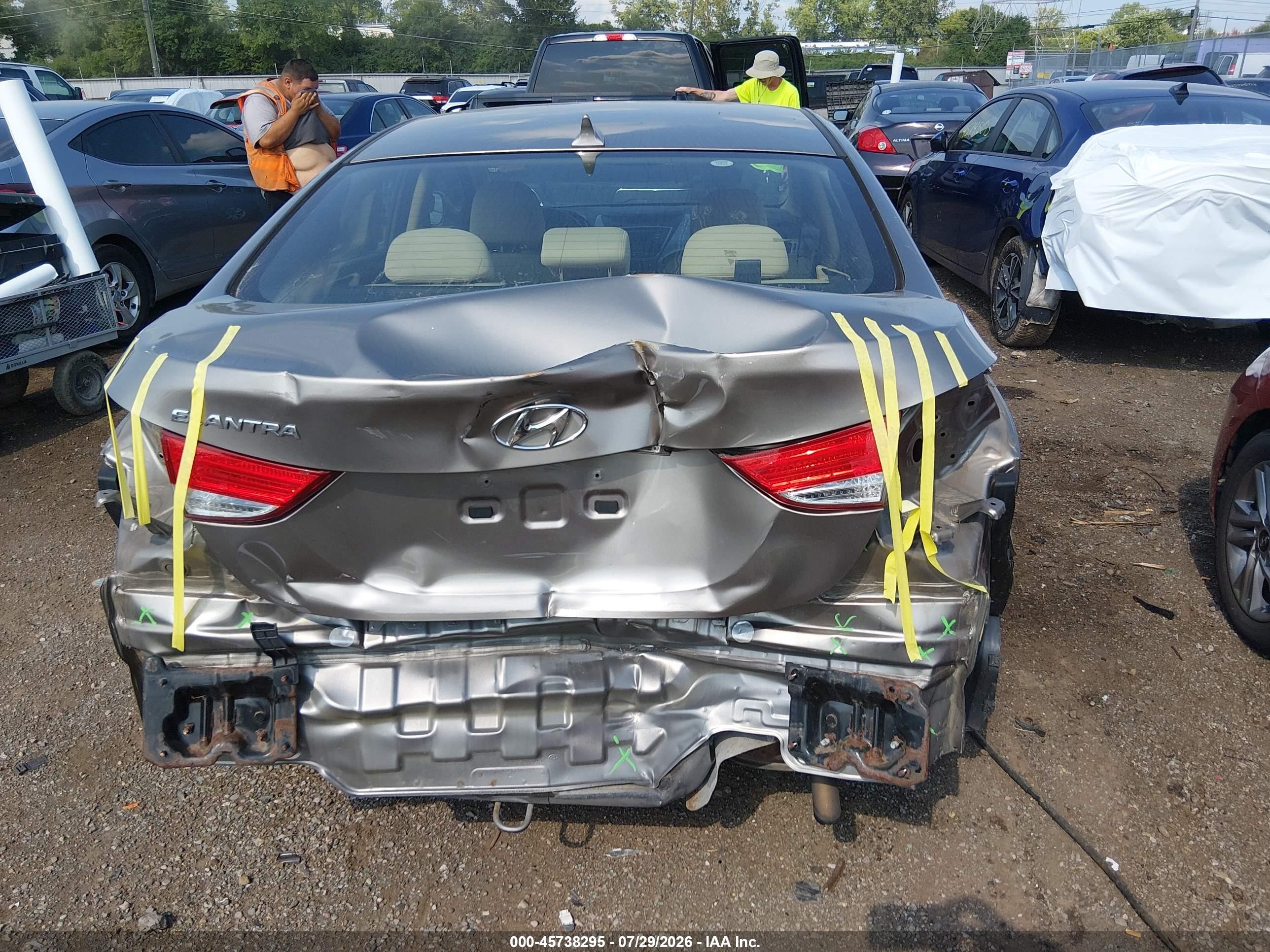 2013 Hyundai Elantra Gls Gold vin: 5NPDH4AE9DH319899
