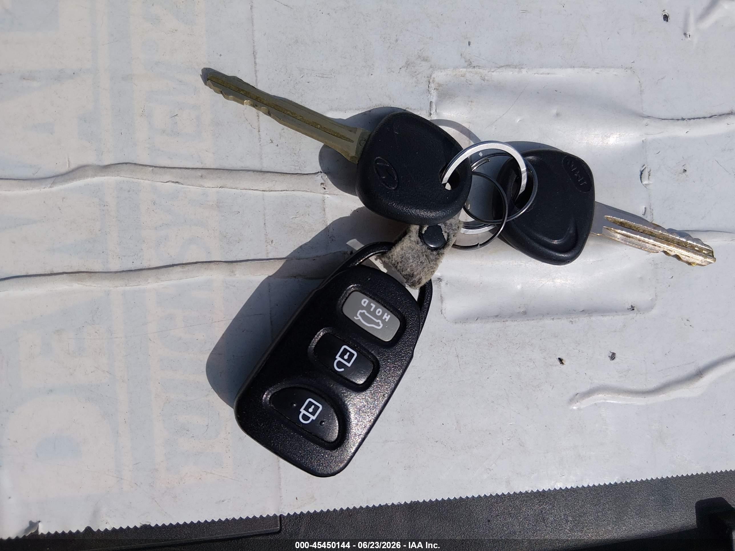2013 Hyundai Elantra Gls Silver vin: 5NPDH4AE9DH320809