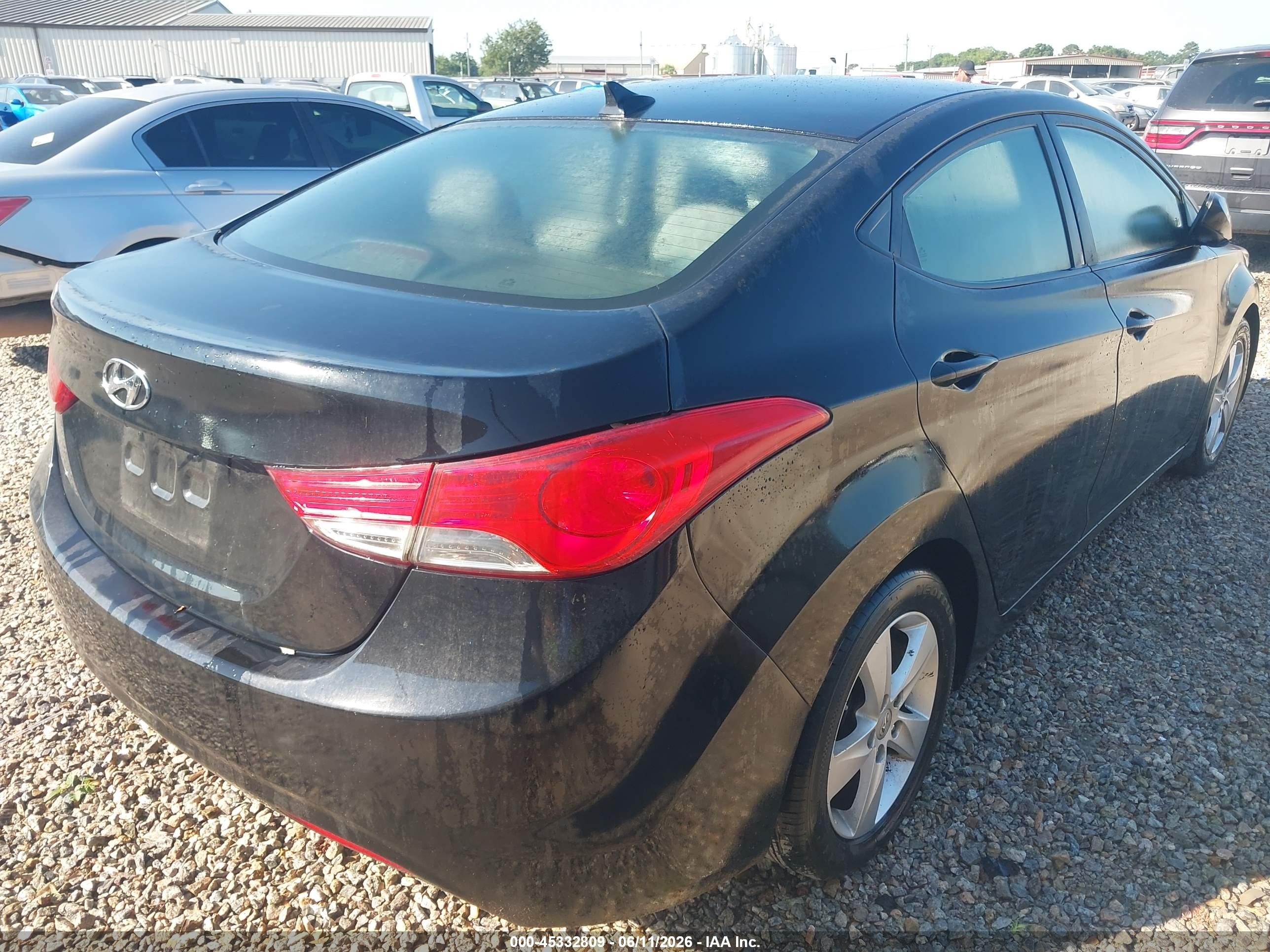 2013 Hyundai Elantra Gls Черный vin: 5NPDH4AE9DH327470