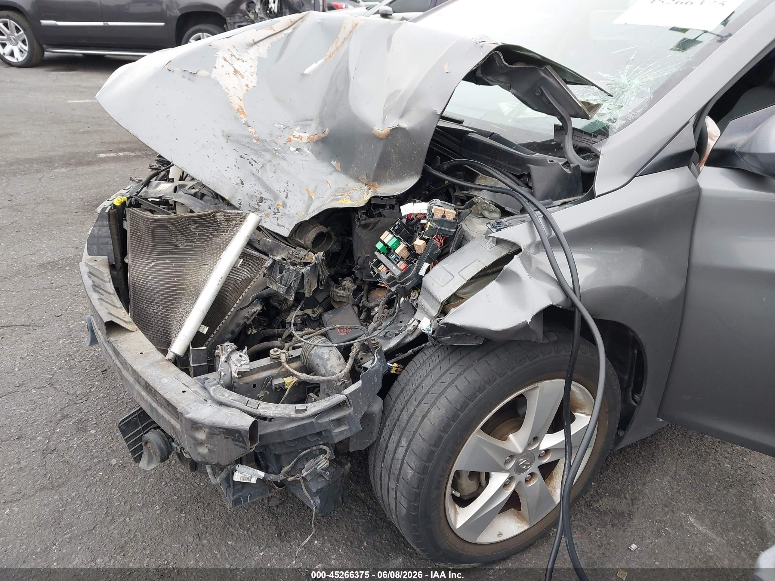 2013 Hyundai Elantra Gls Gray vin: 5NPDH4AE9DH338128