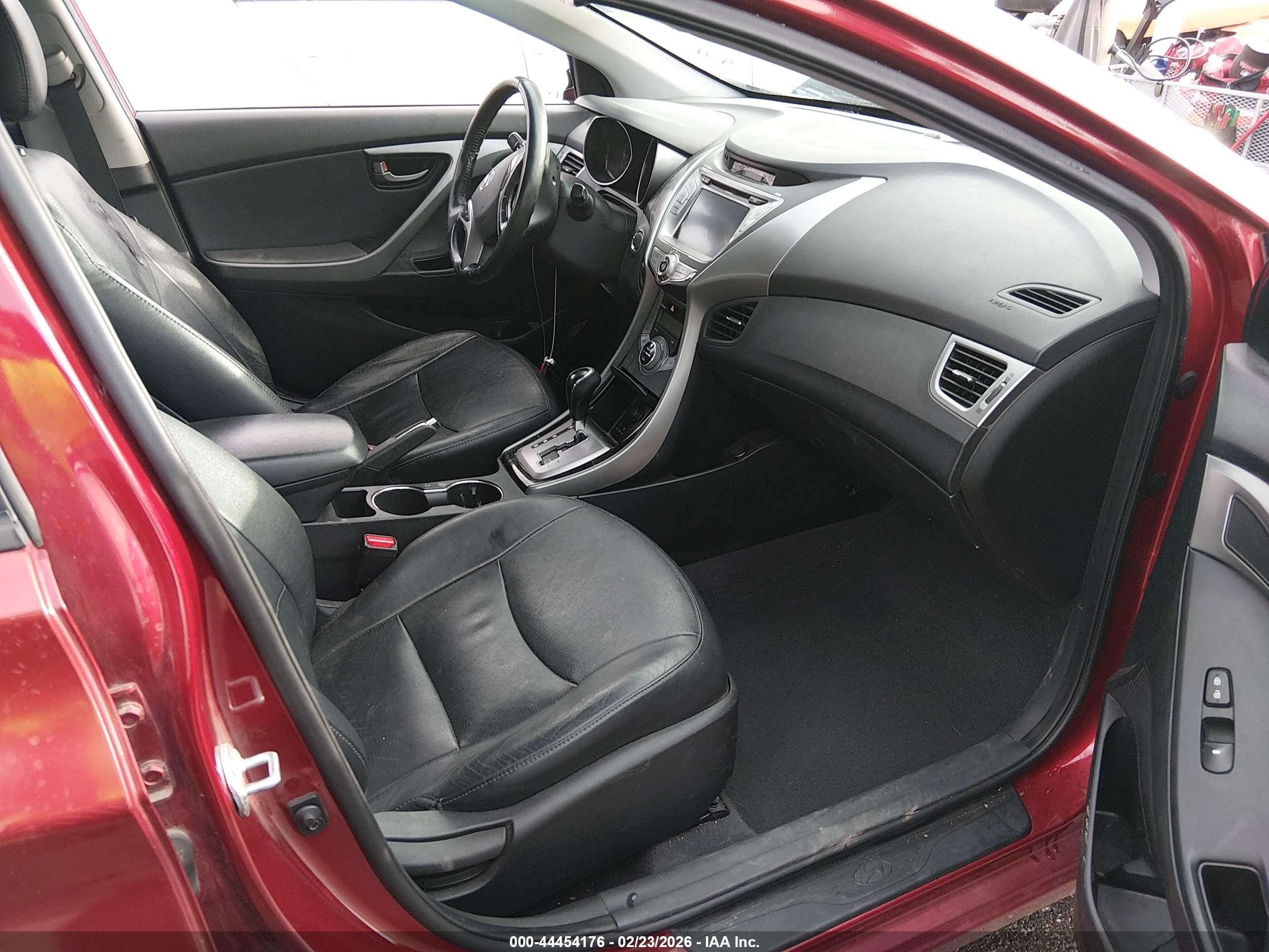 2013 Hyundai Elantra Limited Red vin: 5NPDH4AE9DH341479
