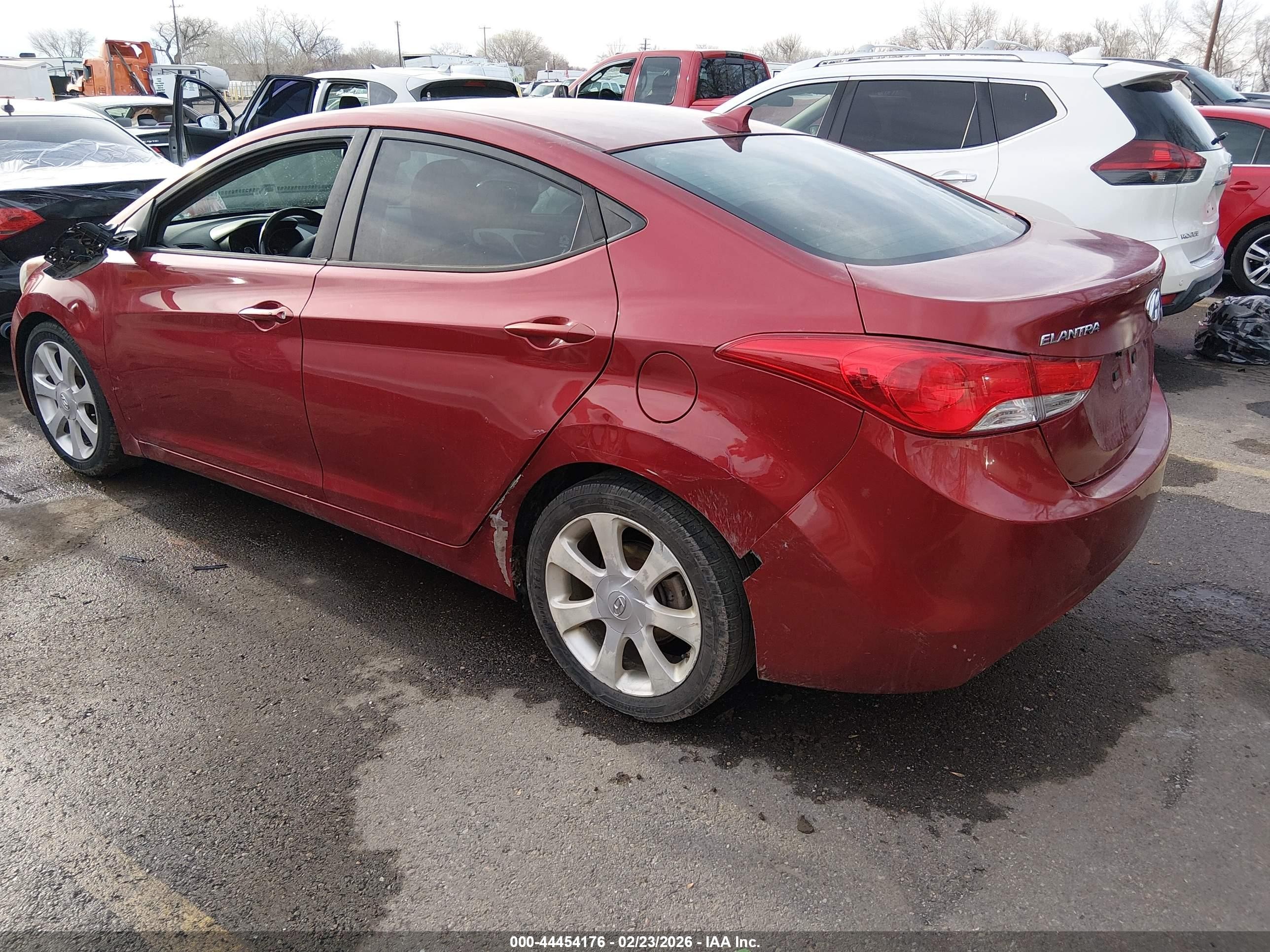 2013 Hyundai Elantra Limited Red vin: 5NPDH4AE9DH341479