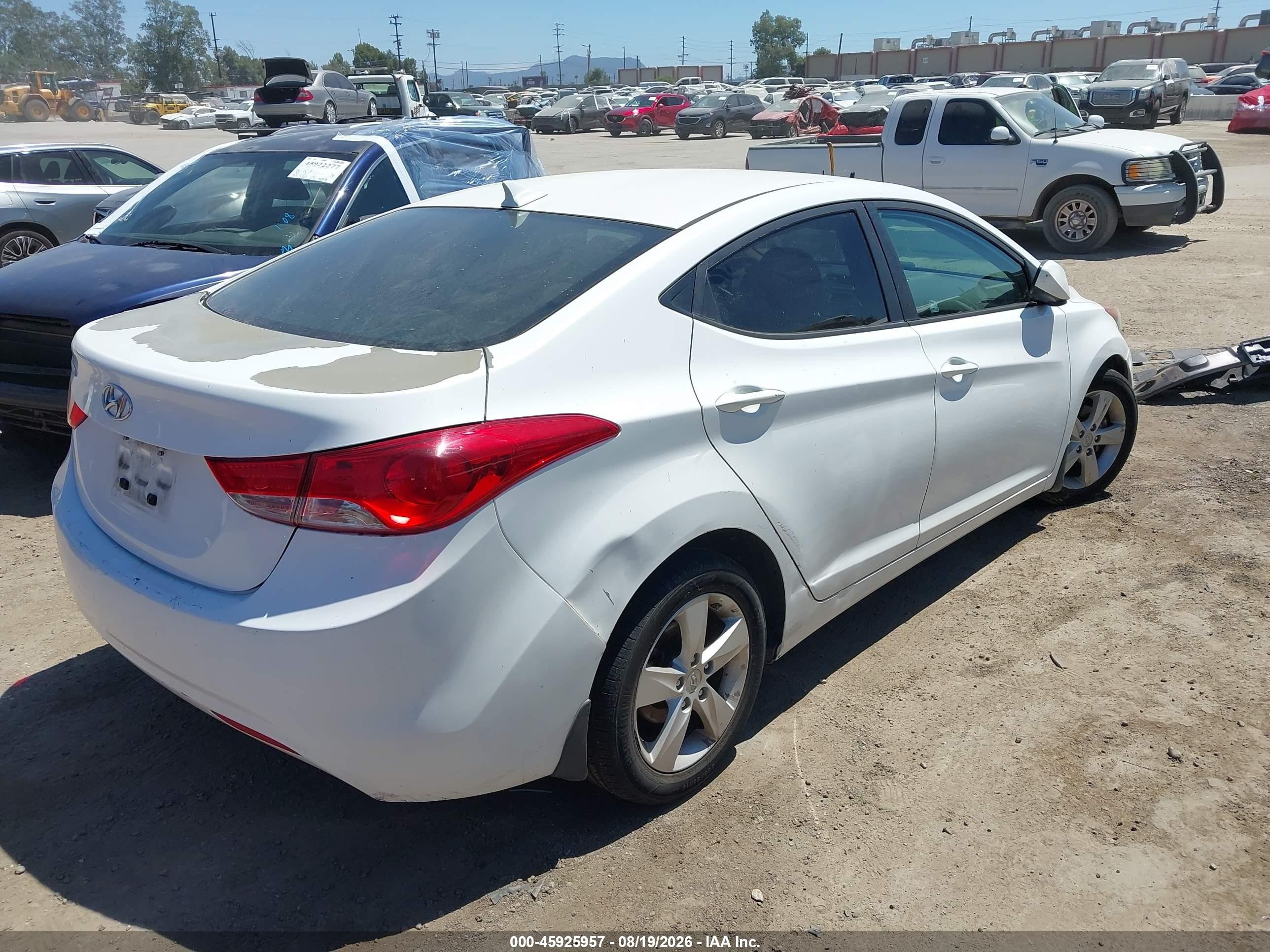 2013 Hyundai Elantra Gls White vin: 5NPDH4AE9DH368116