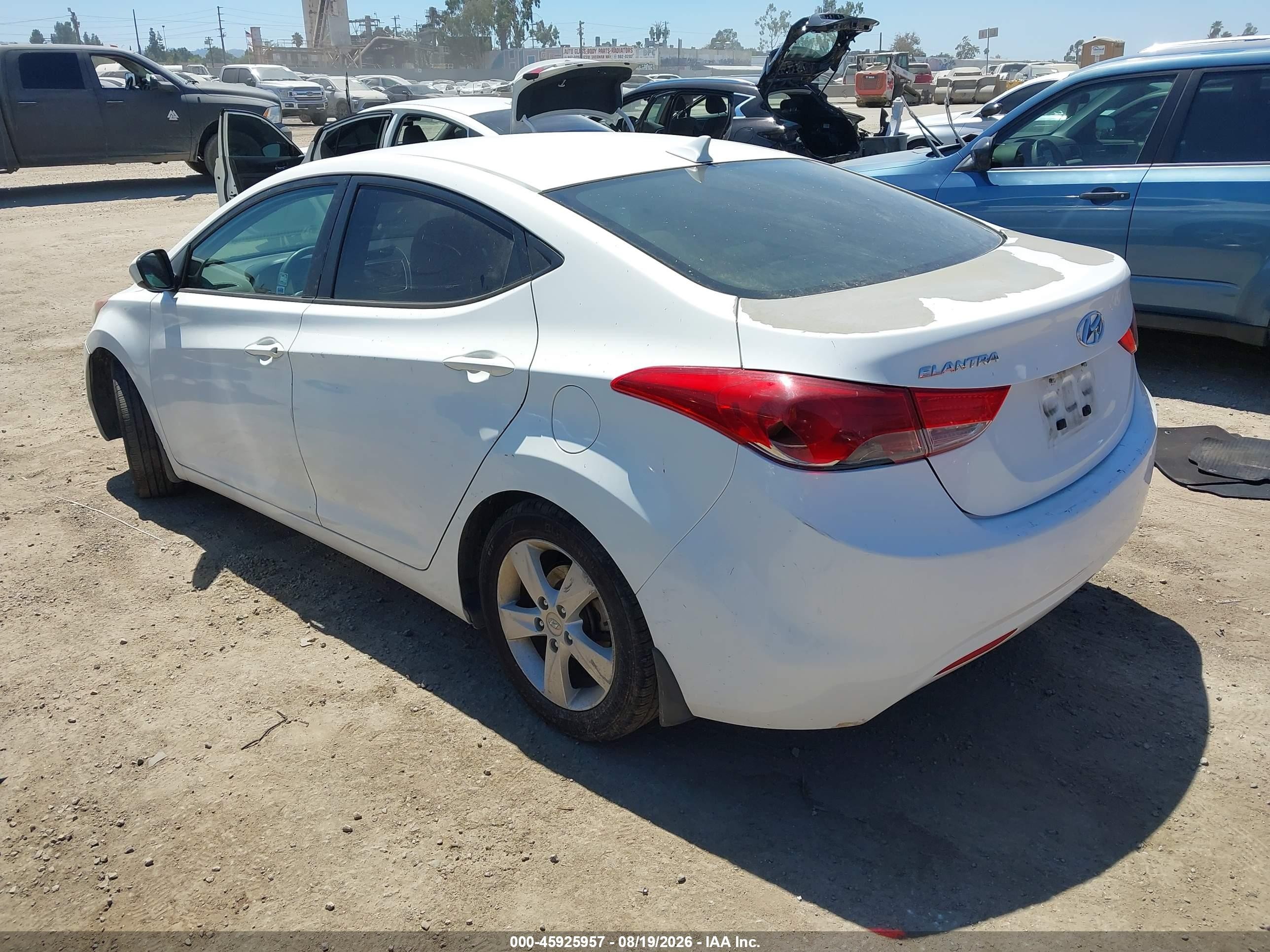 2013 Hyundai Elantra Gls White vin: 5NPDH4AE9DH368116