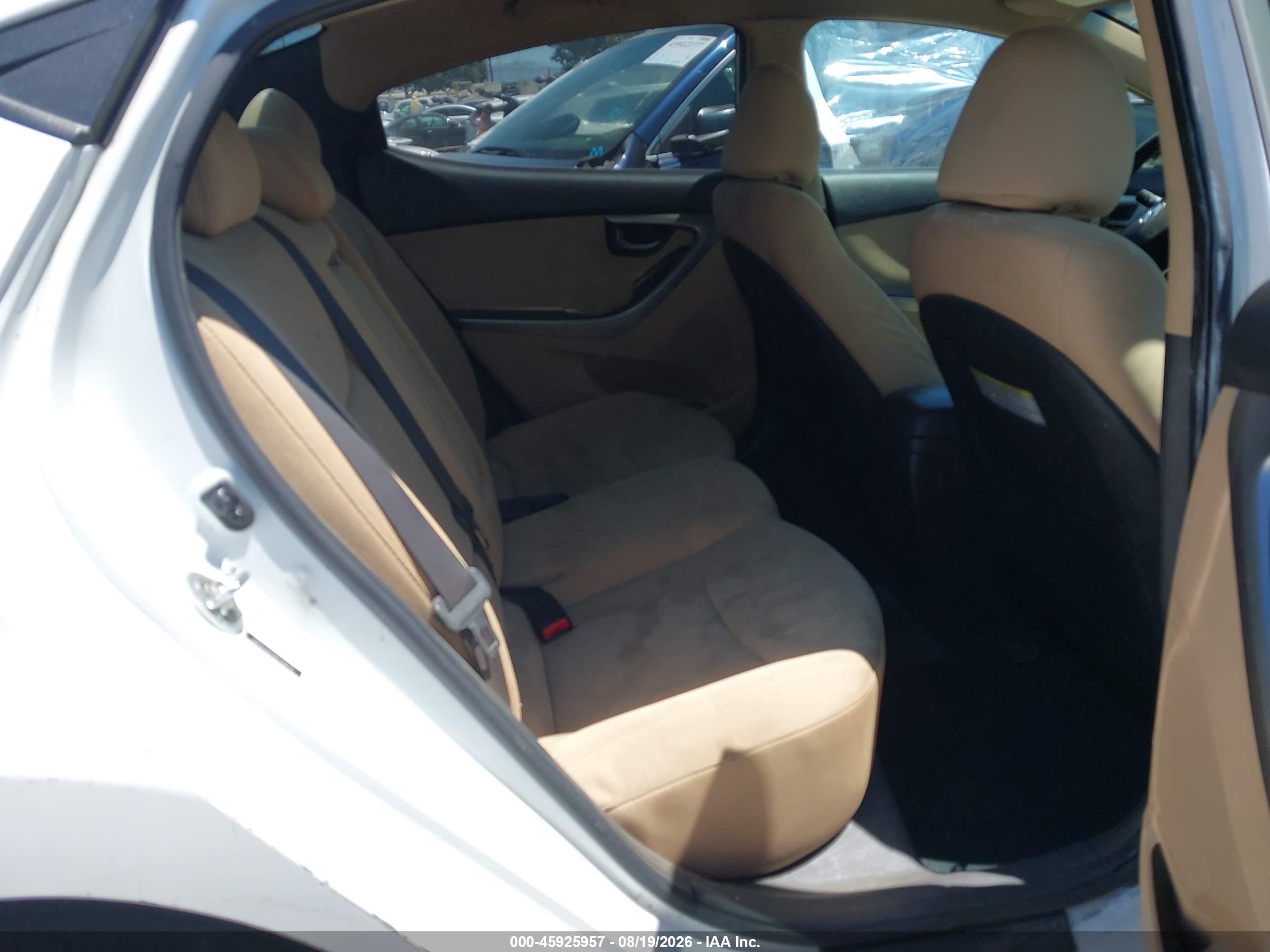 2013 Hyundai Elantra Gls White vin: 5NPDH4AE9DH368116