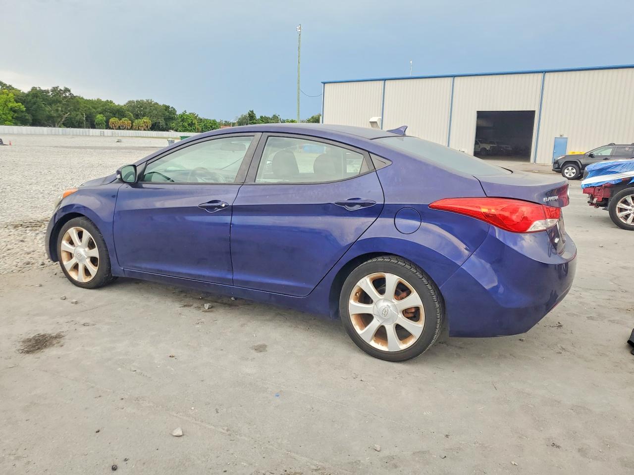 2013 Hyundai Elantra Limited Blue vin: 5NPDH4AE9DH384493