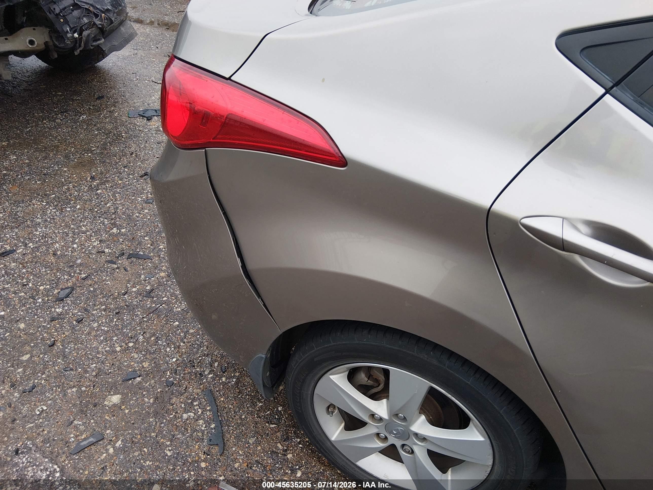 2013 Hyundai Elantra Gls Champagne vin: 5NPDH4AE9DH397938