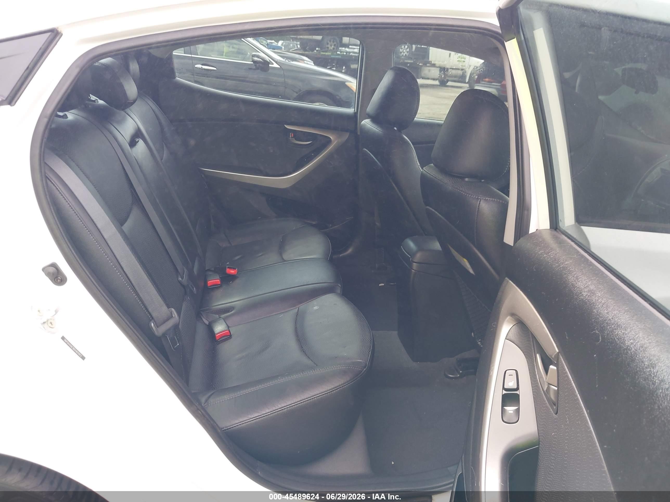 2013 Hyundai Elantra Limited Белый vin: 5NPDH4AE9DH401812