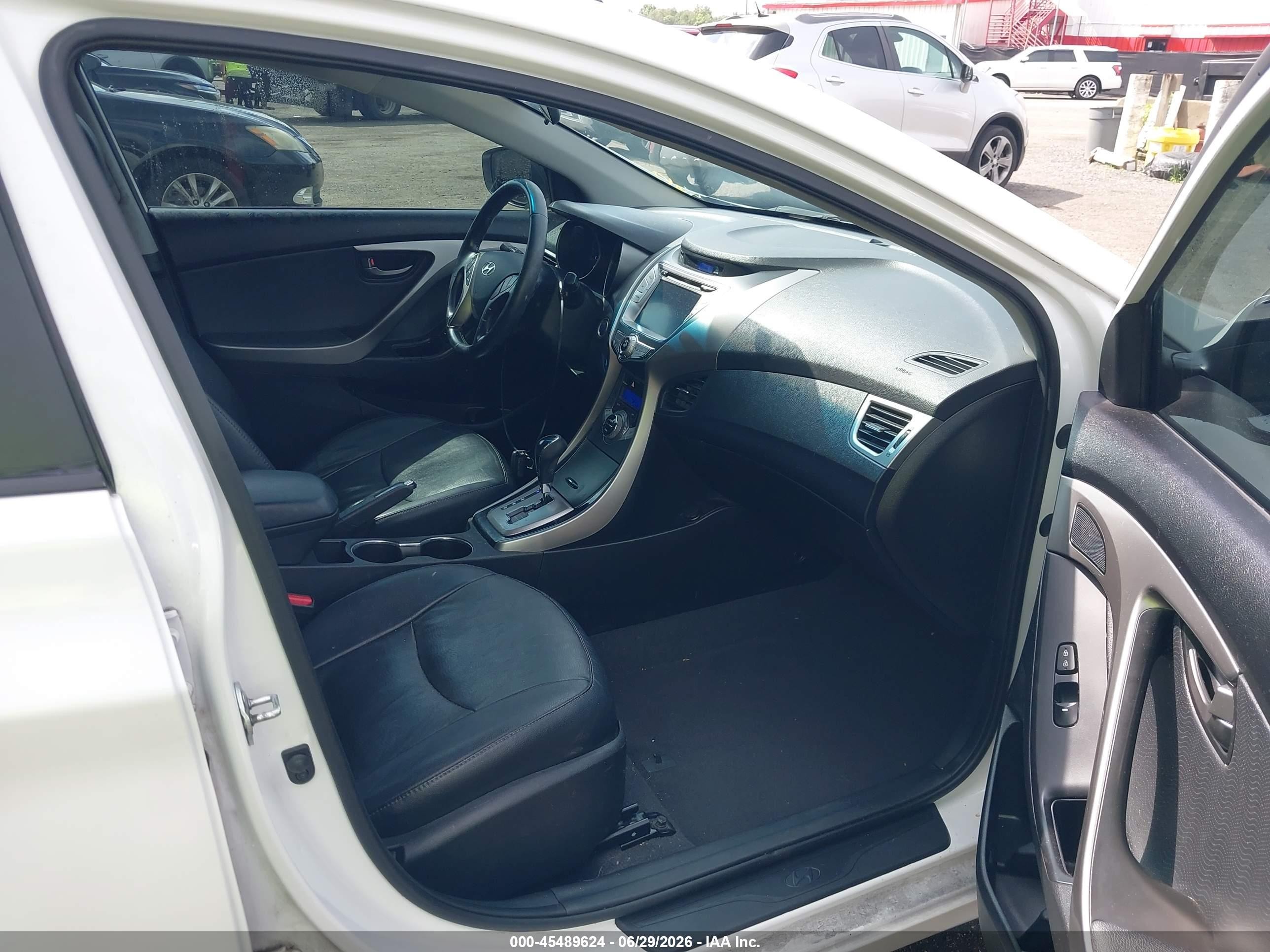 2013 Hyundai Elantra Limited Белый vin: 5NPDH4AE9DH401812