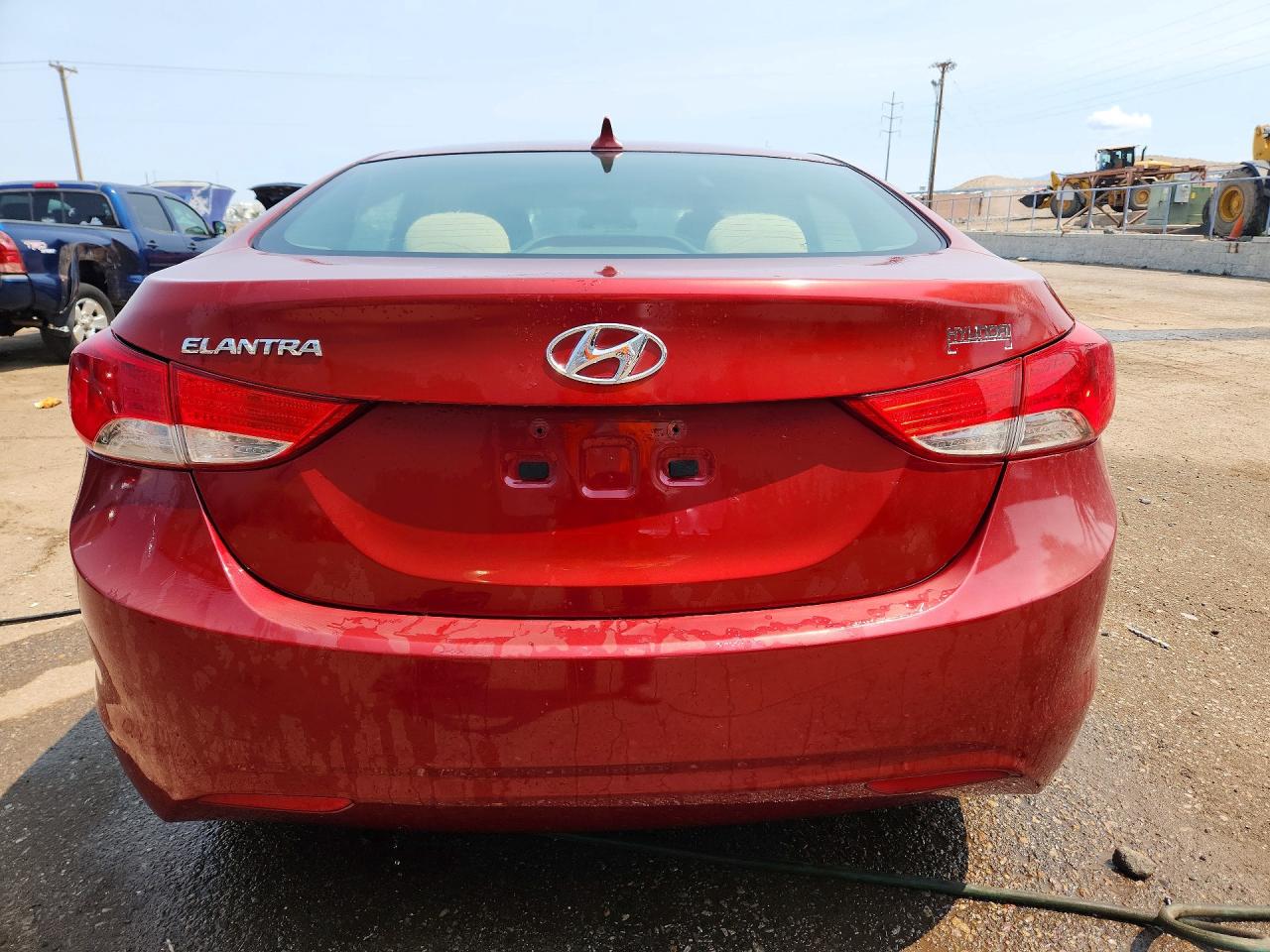 2013 Hyundai Elantra Gls Red vin: 5NPDH4AE9DH405780