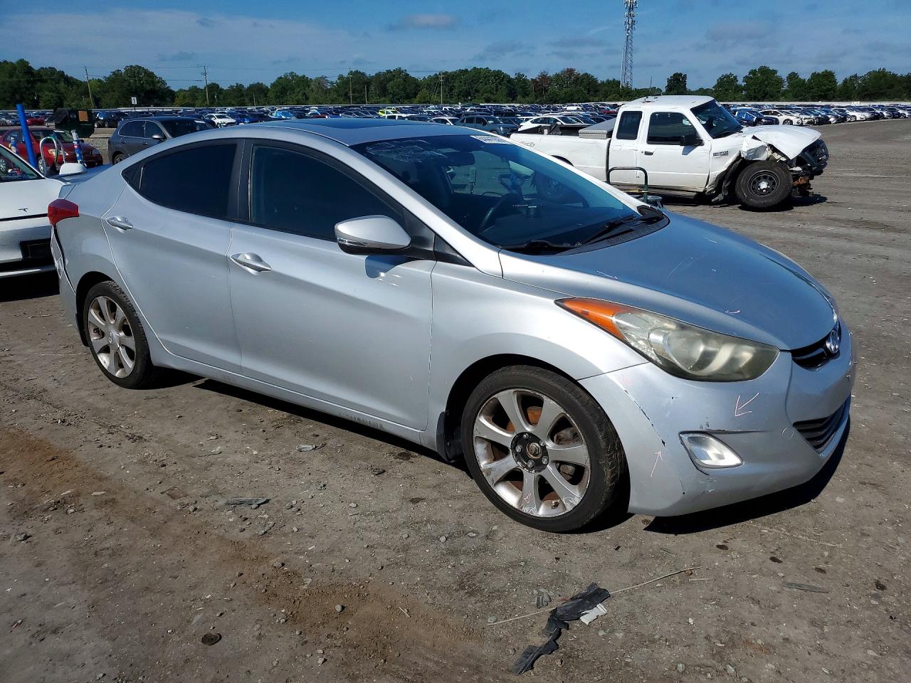 2013 Hyundai Elantra Limited Silver vin: 5NPDH4AE9DH421316