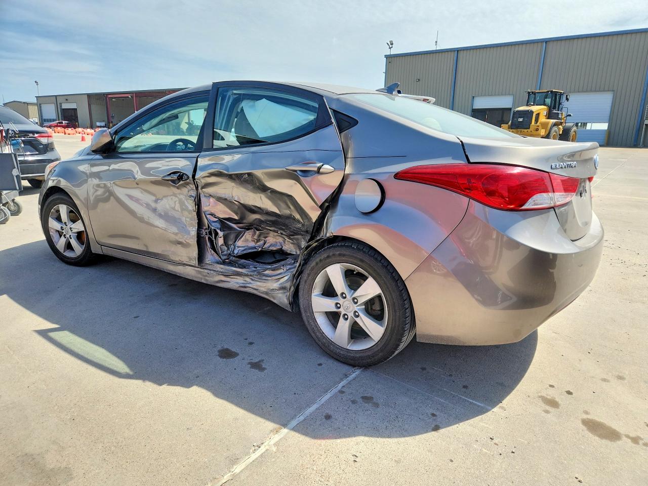 2013 Hyundai Elantra Gls Желто-коричневый vin: 5NPDH4AE9DH437077