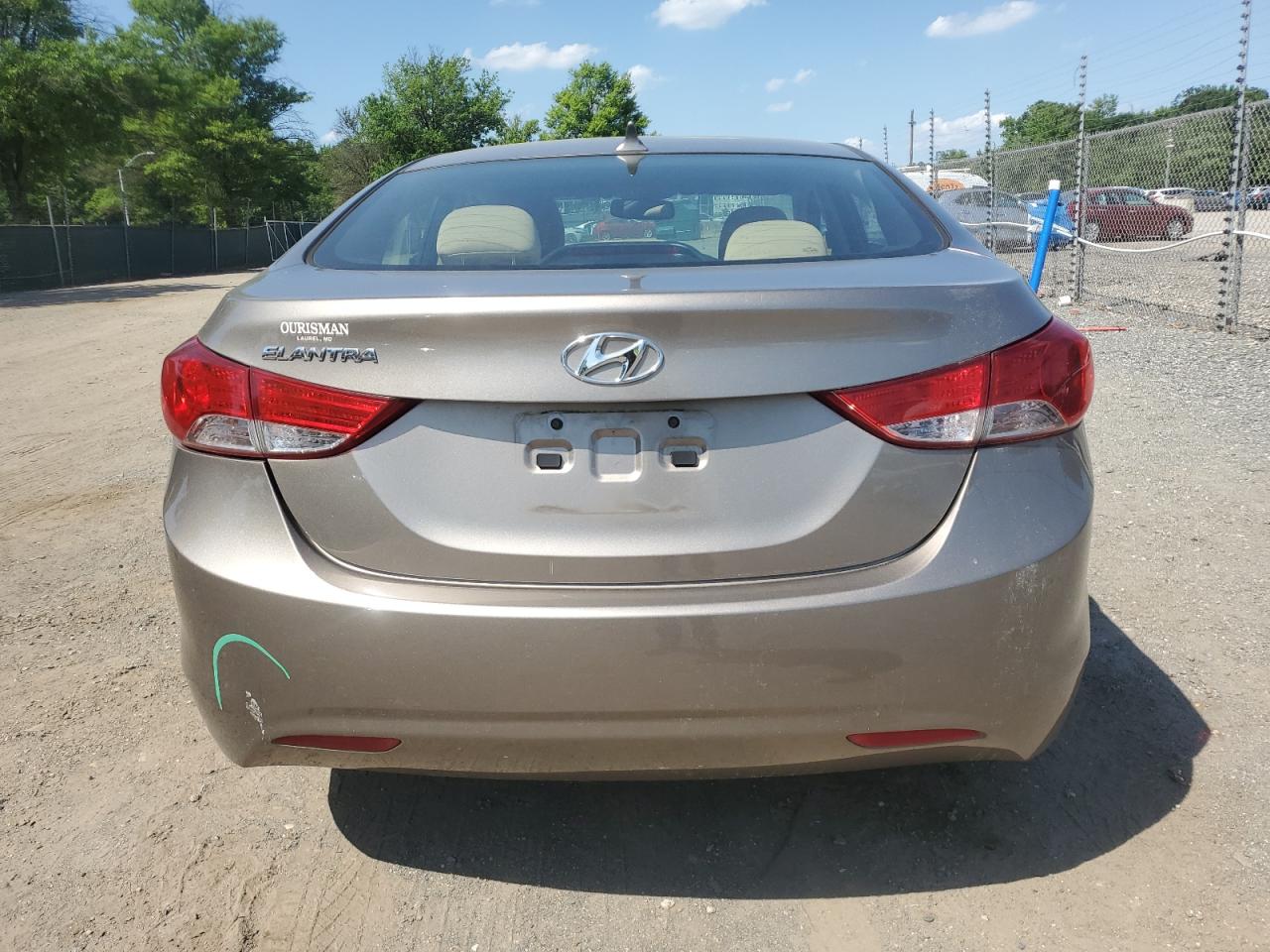 2013 Hyundai Elantra Gls   Tan vin: 5NPDH4AE9DH444482