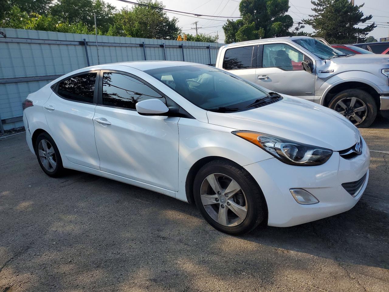 2013 Hyundai Elantra Gls White vin: 5NPDH4AE9DH450797