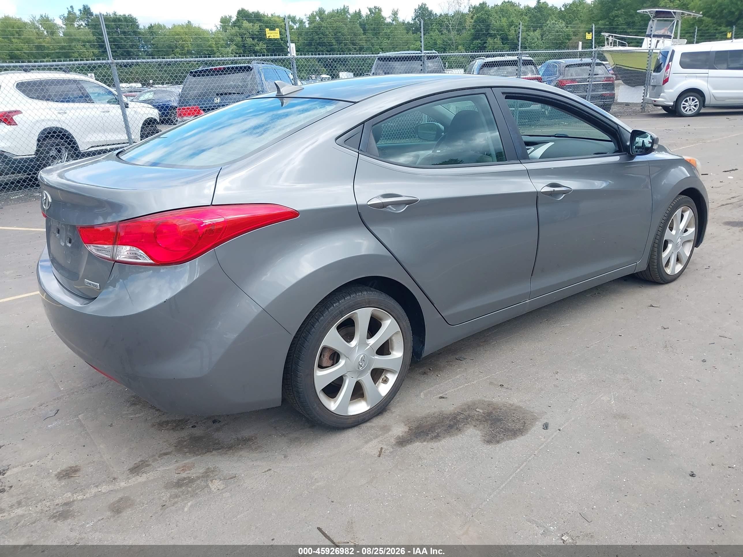 2013 Hyundai Elantra Limited Gray vin: 5NPDH4AE9DH454400