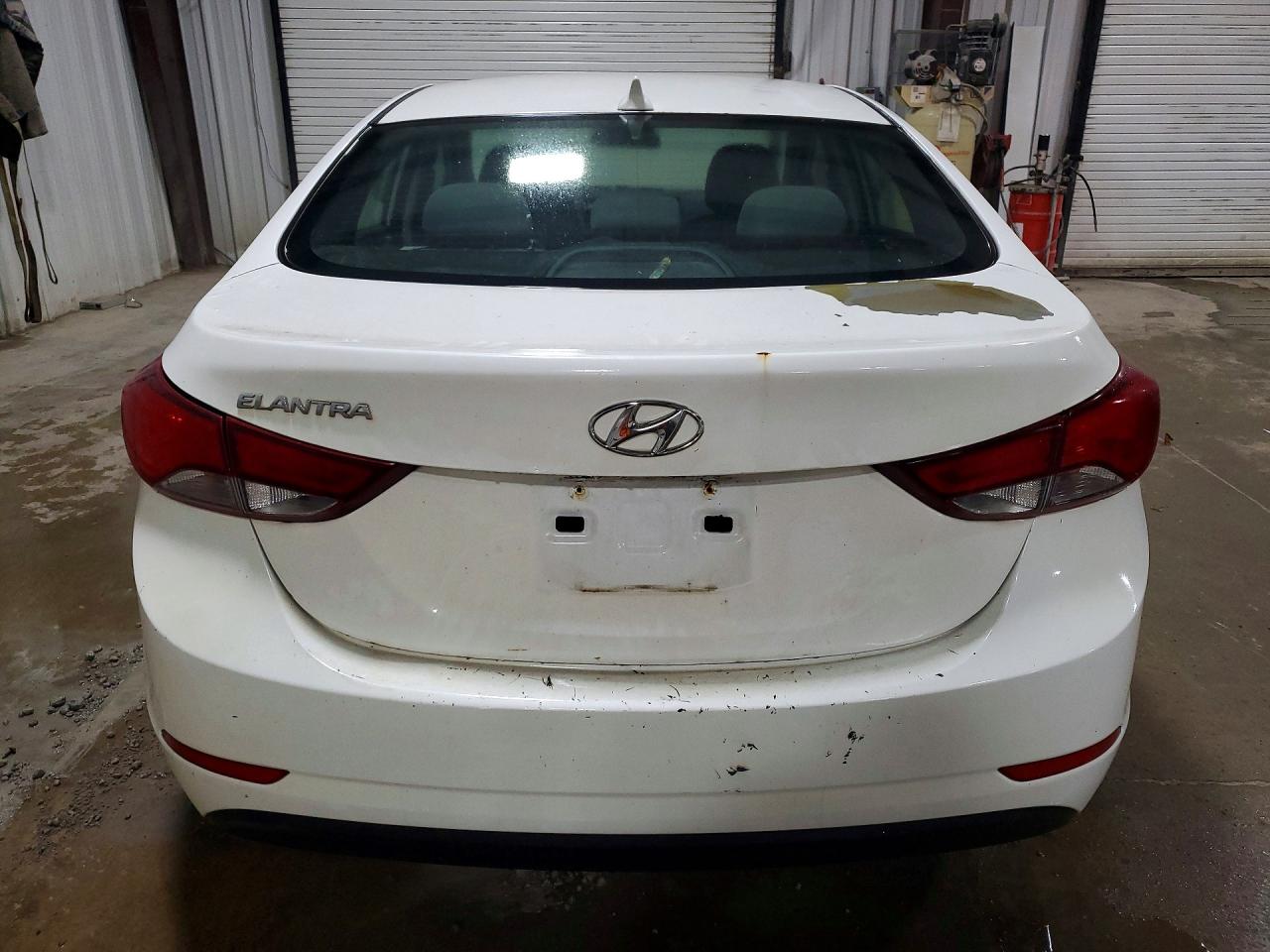 2014 Hyundai Elantra Se Белый vin: 5NPDH4AE9EH456956