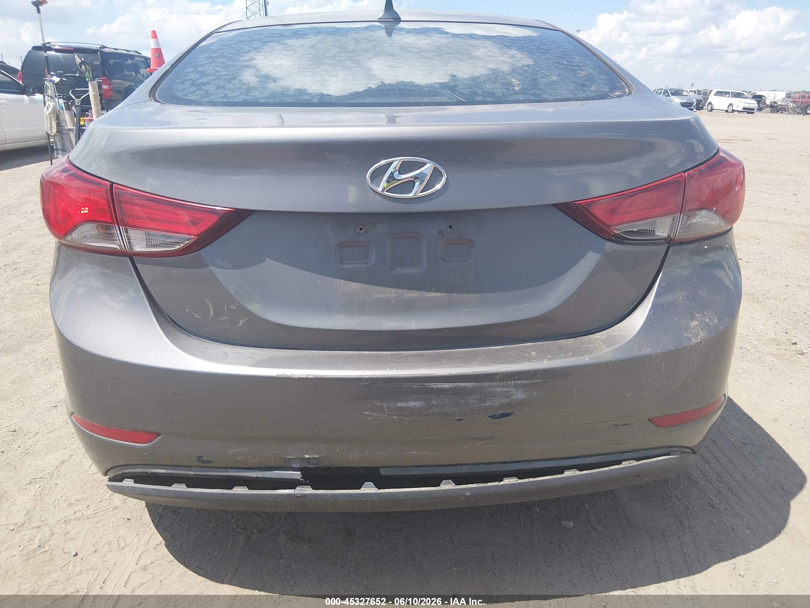 2014 Hyundai Elantra Se Gray vin: 5NPDH4AE9EH458366