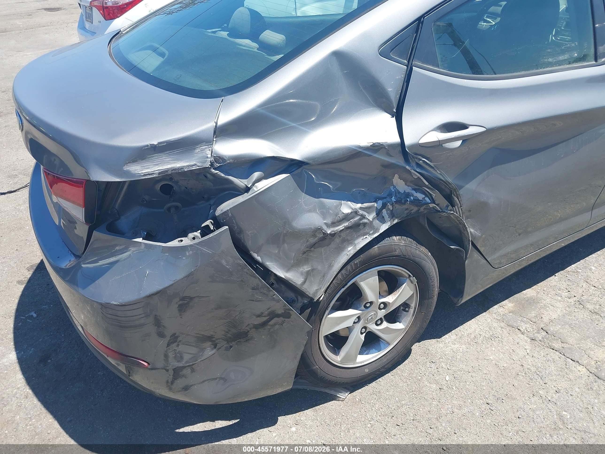 2014 Hyundai Elantra Se Silver vin: 5NPDH4AE9EH463468