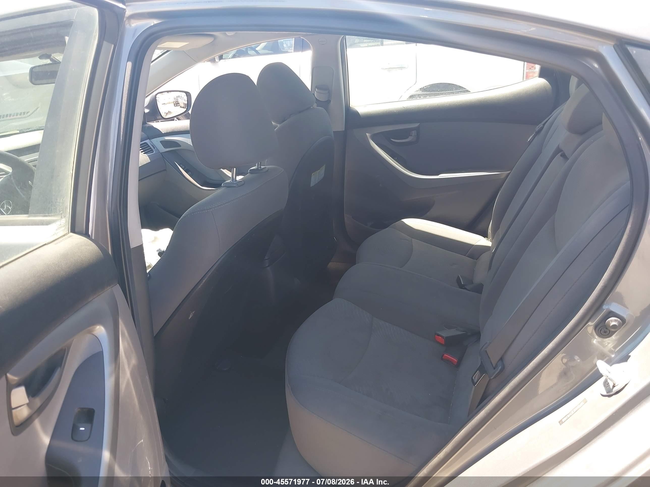 2014 Hyundai Elantra Se Silver vin: 5NPDH4AE9EH463468