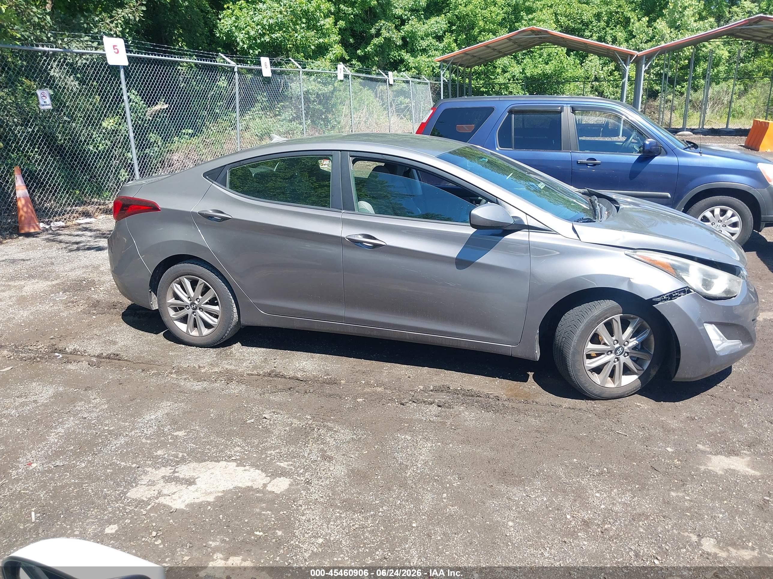 2014 Hyundai Elantra Se Gray vin: 5NPDH4AE9EH468007