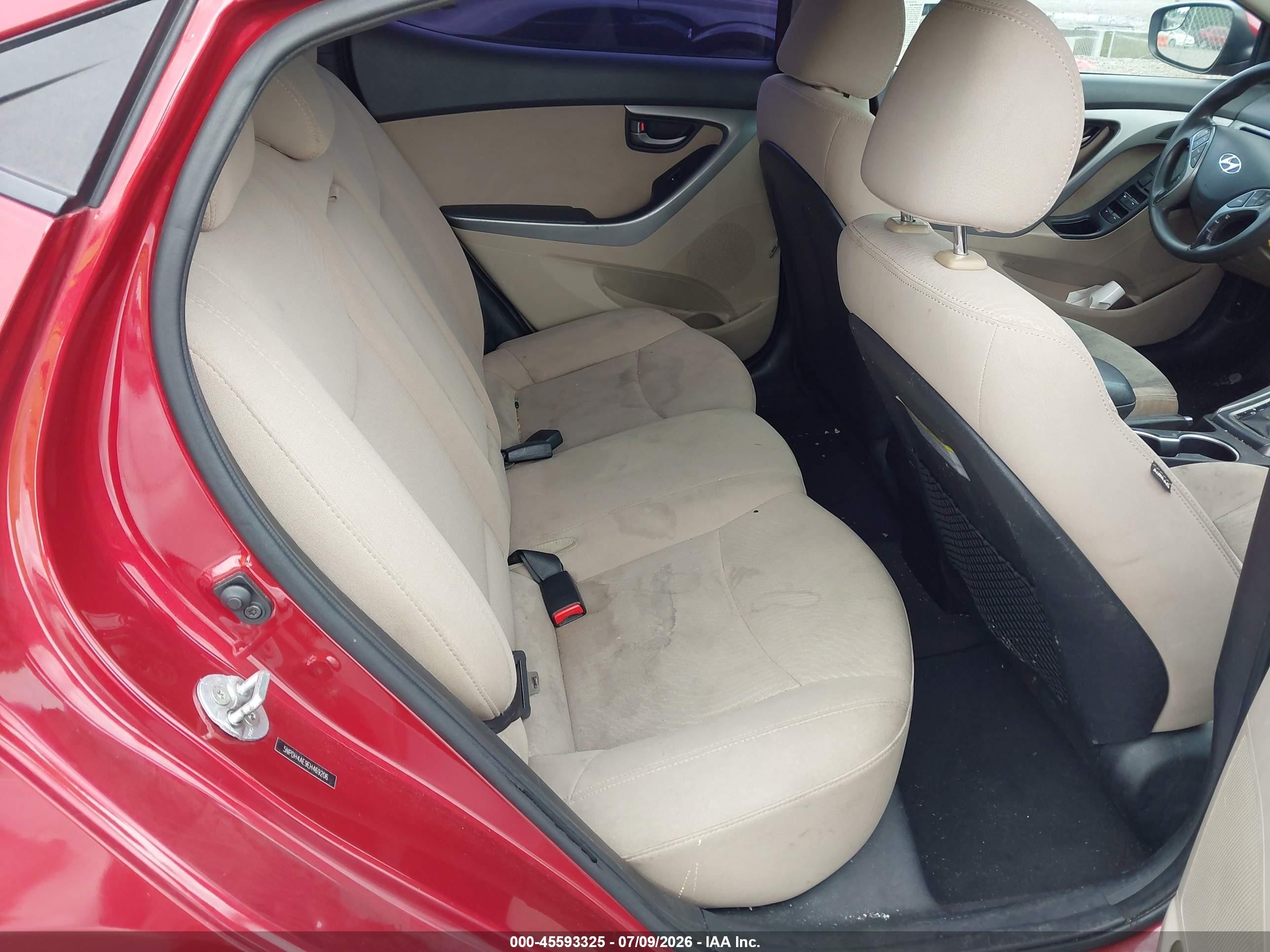 2014 Hyundai Elantra Se Red vin: 5NPDH4AE9EH469206