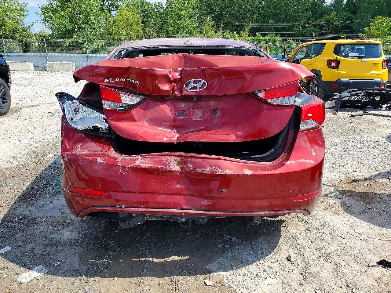 2014 Hyundai Elantra Se Maroon vin: 5NPDH4AE9EH495269