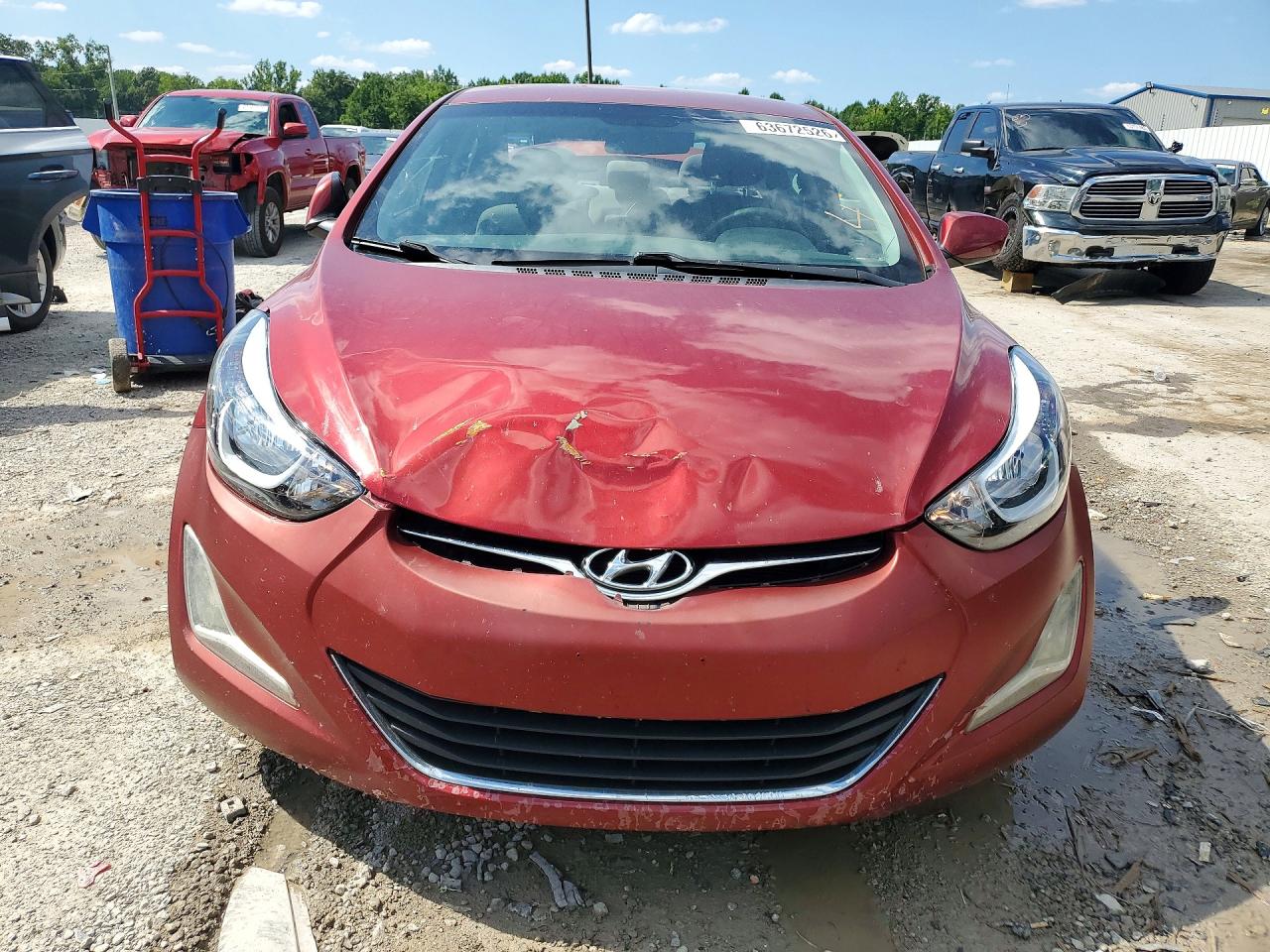 2014 Hyundai Elantra Se Maroon vin: 5NPDH4AE9EH495269