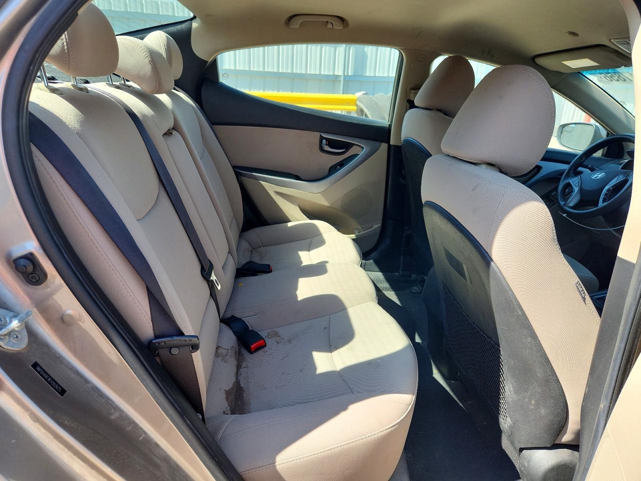 2014 Hyundai Elantra Se Silver vin: 5NPDH4AE9EH502625